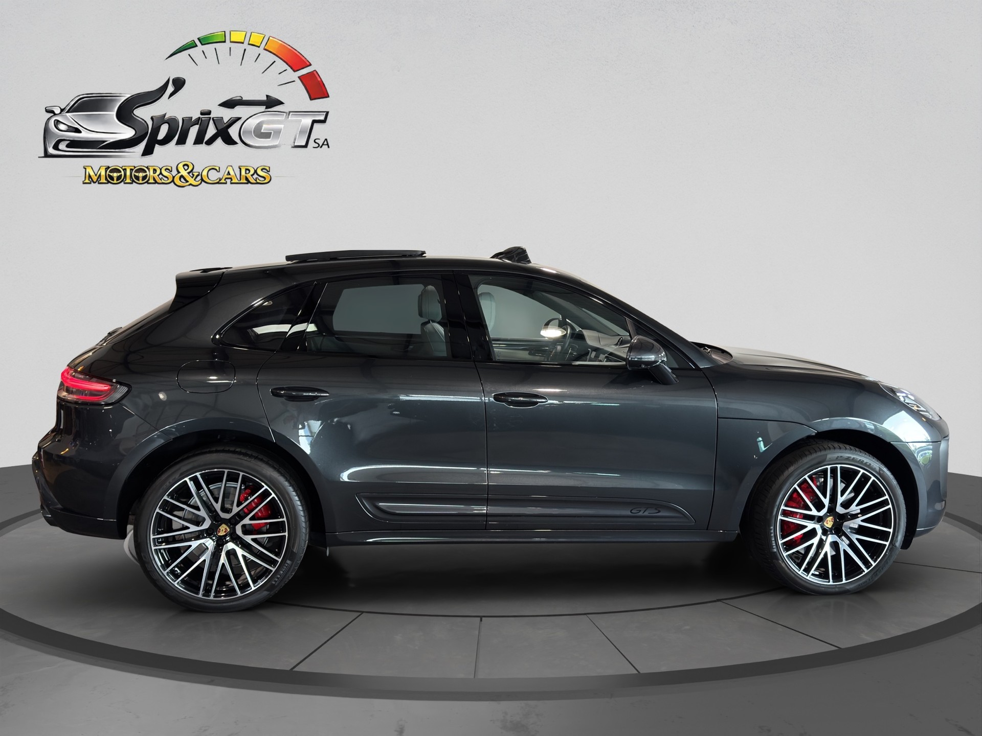 PORSCHE Macan GTS PDK-image-5