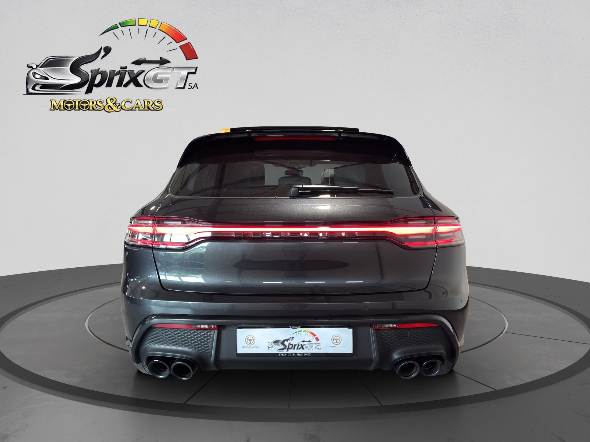 PORSCHE Macan GTS PDK-image-3