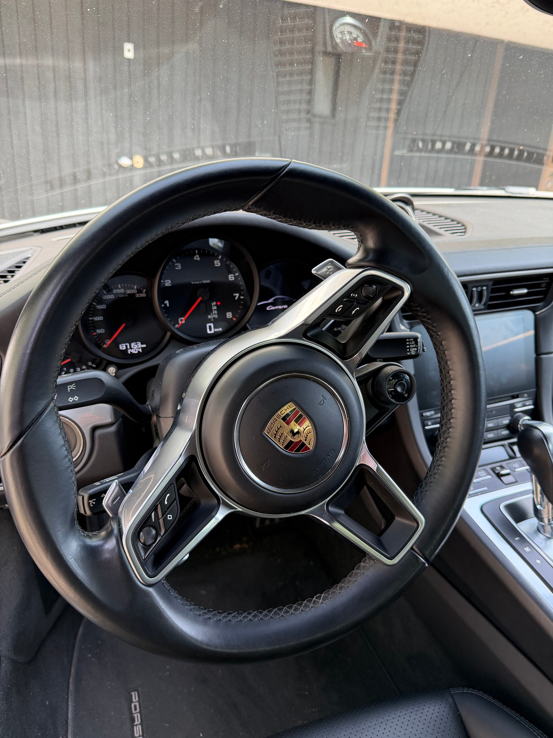 PORSCHE 3.0 Carrera PDK-image-4