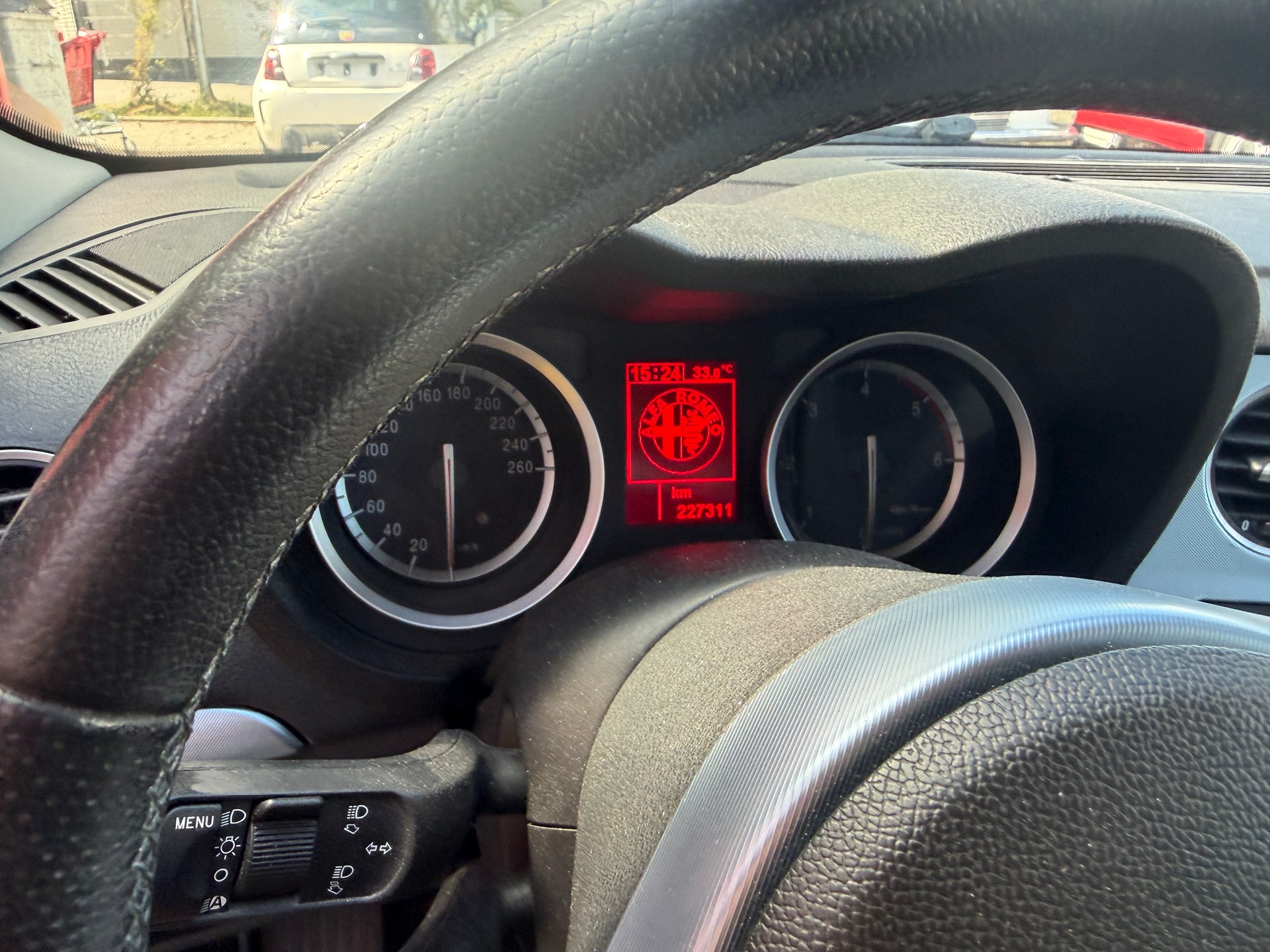 ALFA ROMEO 159 Sportwagon 2.4 JTD Q4 Distinctive-image-7