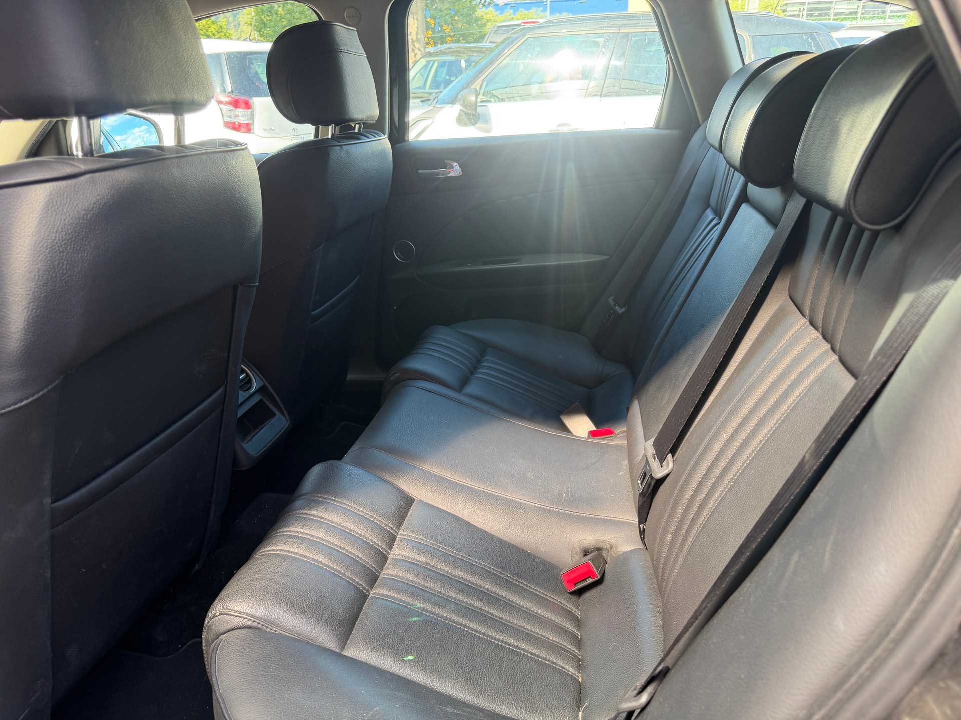 ALFA ROMEO 159 Sportwagon 2.4 JTD Q4 Distinctive-image-9