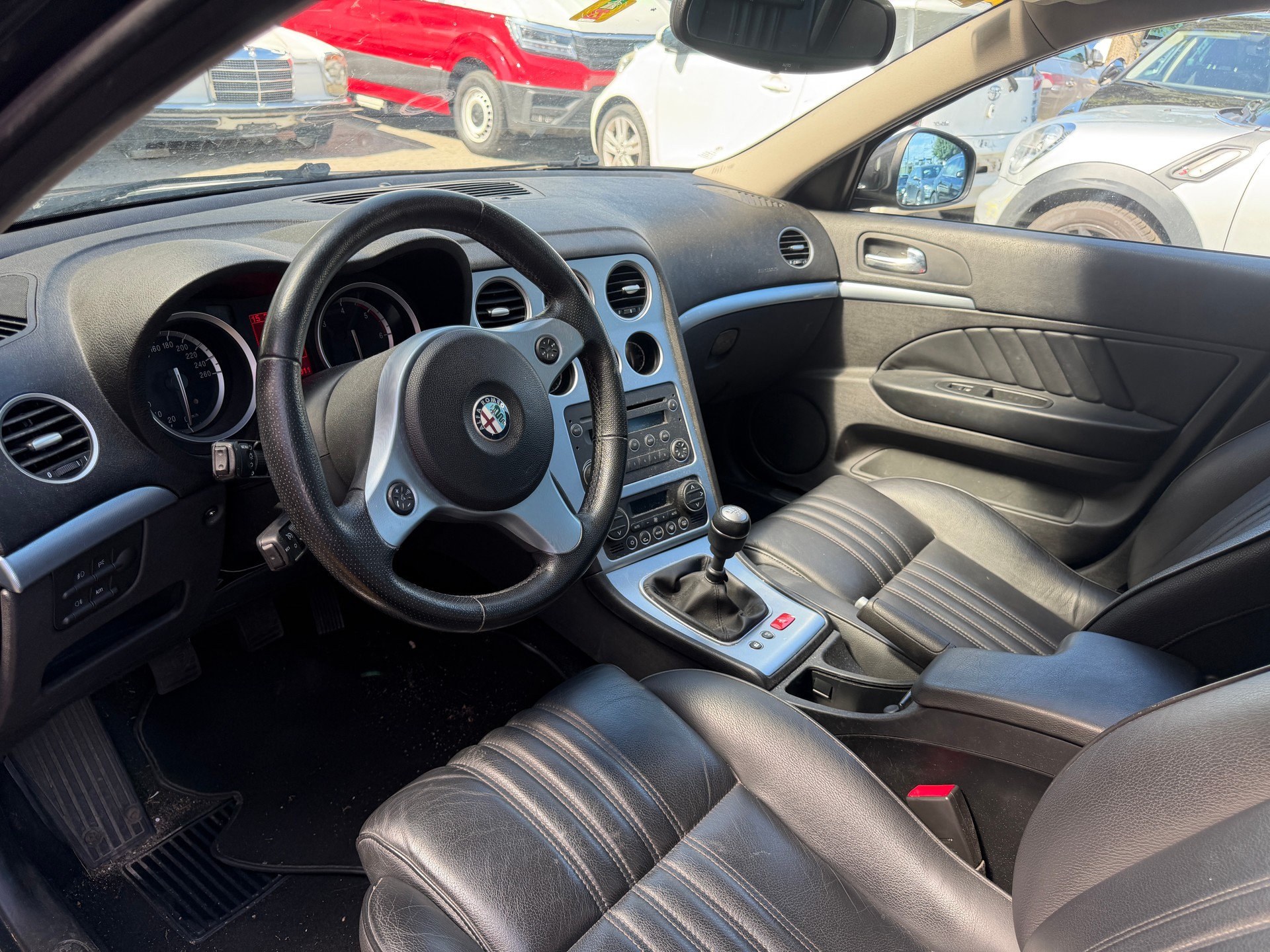 ALFA ROMEO 159 Sportwagon 2.4 JTD Q4 Distinctive-image-8
