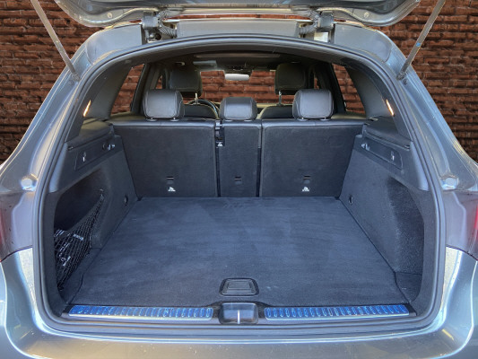 MERCEDES-BENZ GLC 220 d AMG Line 4Matic-image-7