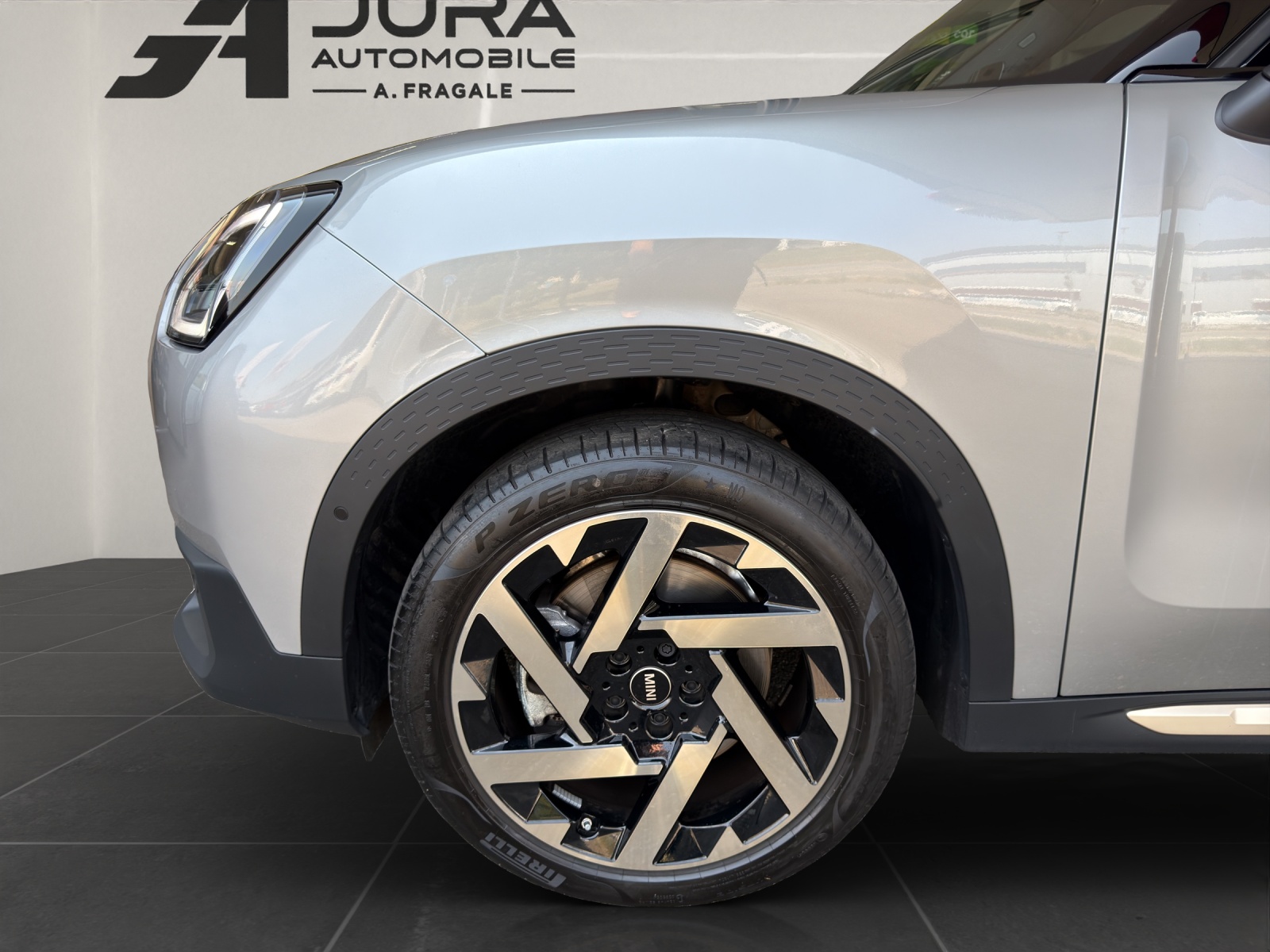 MINI Countryman U25 2.0i S ALL4-image-6