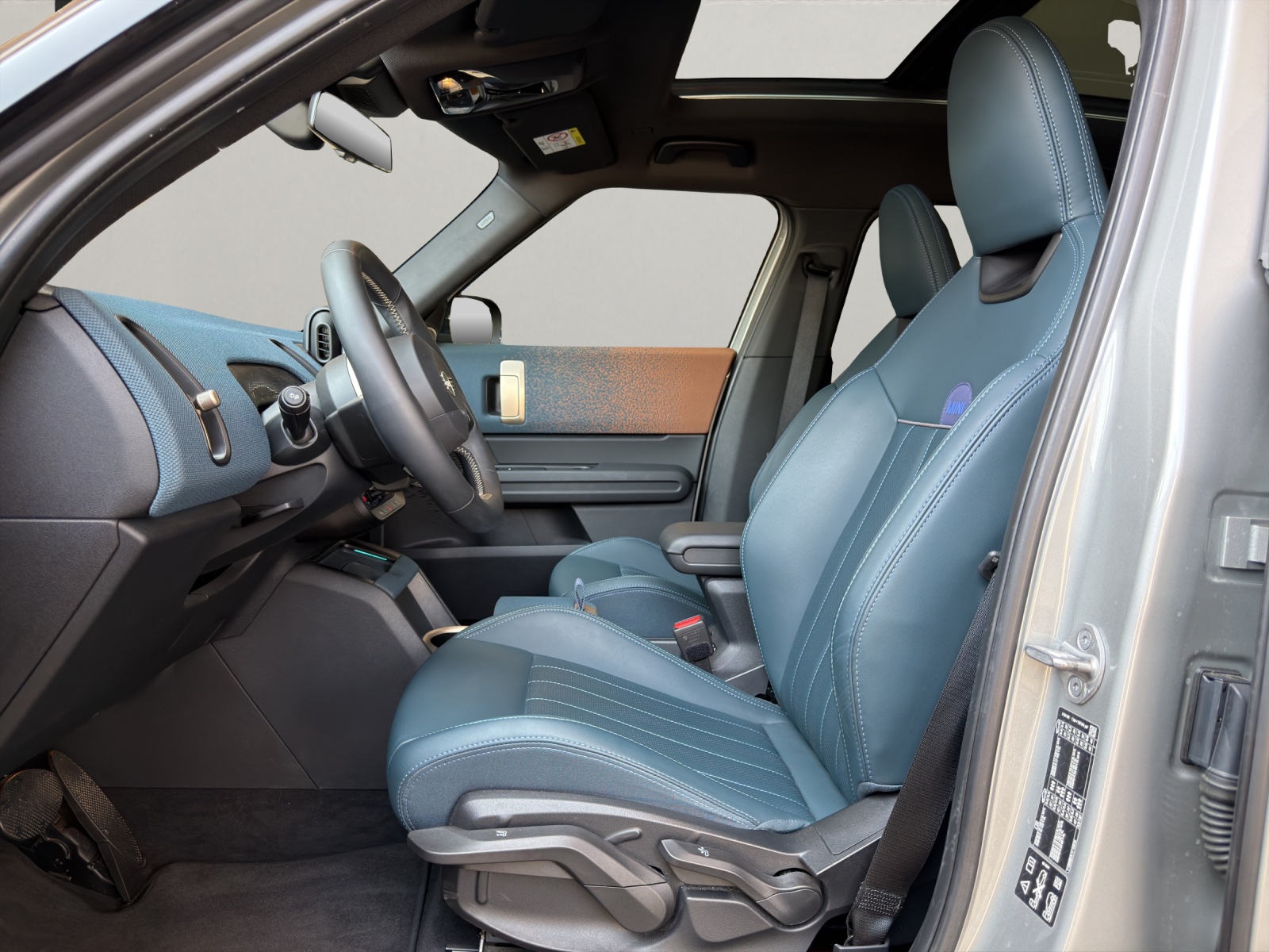 MINI Countryman U25 2.0i S ALL4-image-7