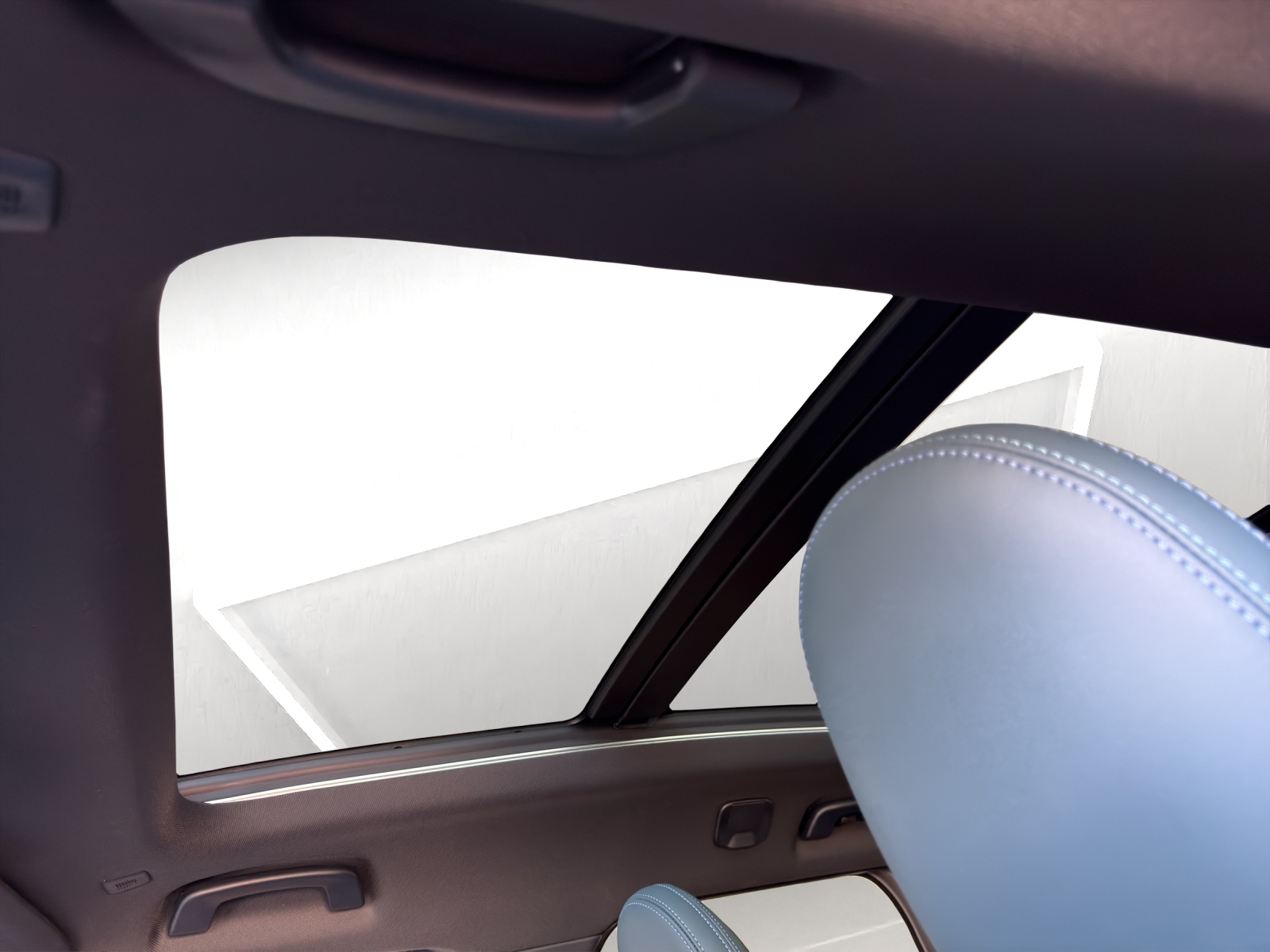 MINI Countryman U25 2.0i S ALL4-image-10