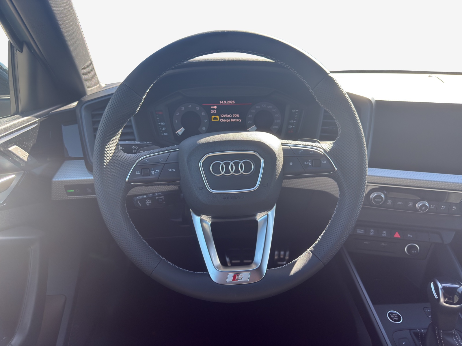 AUDI A1 Sportback 30 TFSI S Line Attraction S-tronic-image-9