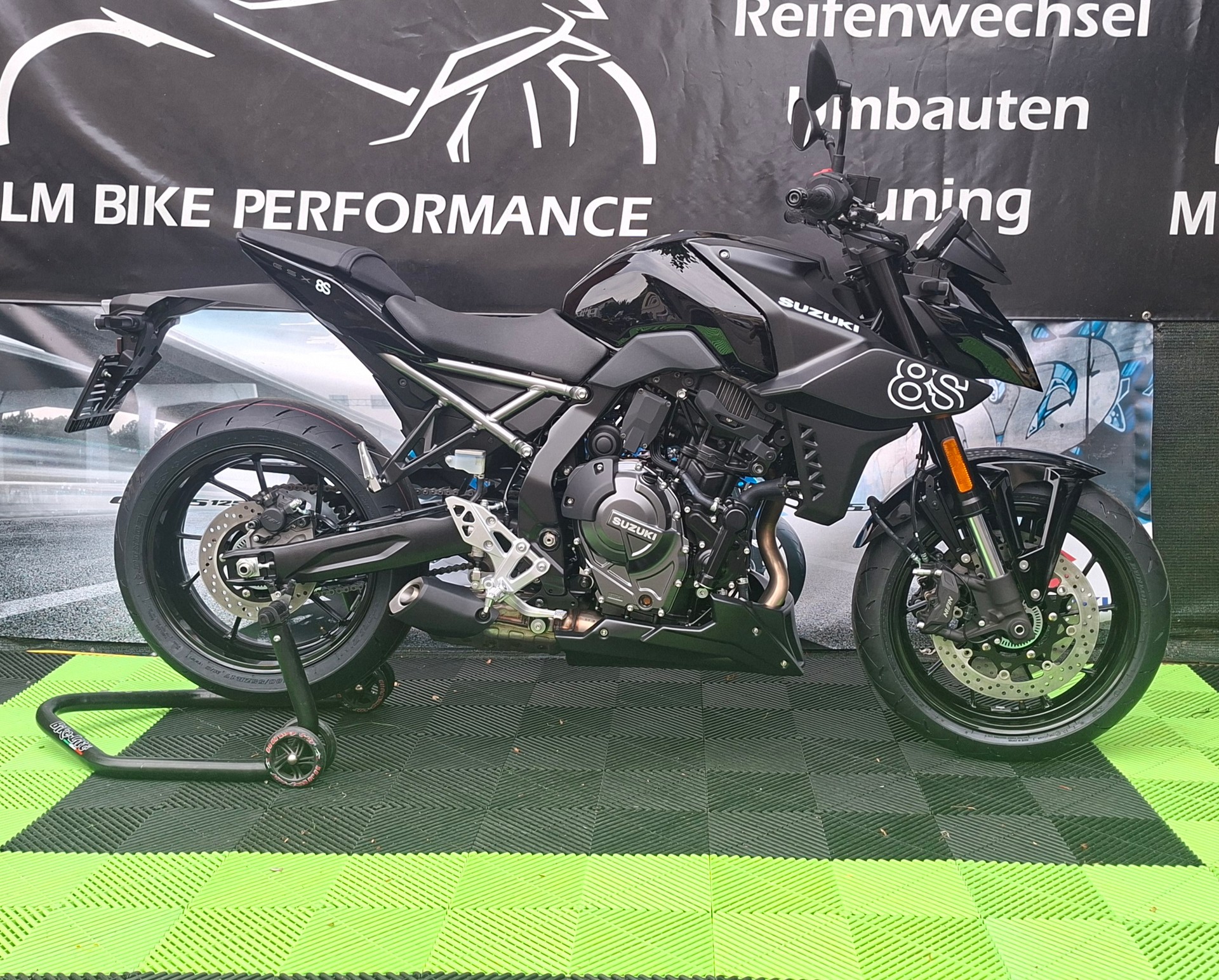 SUZUKI GSX 8 S (35kW)