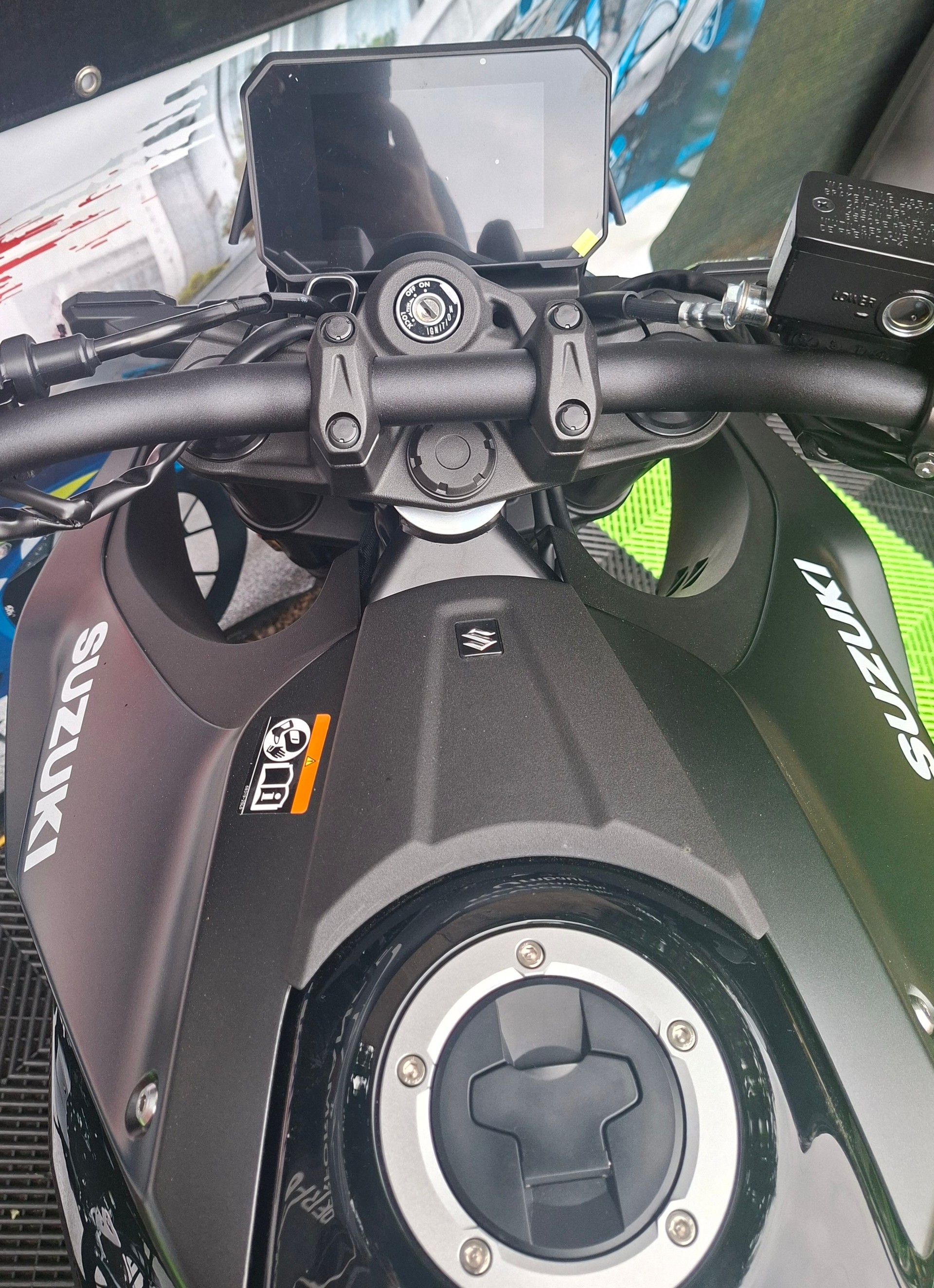 SUZUKI GSX 8 S (35kW)-image-14