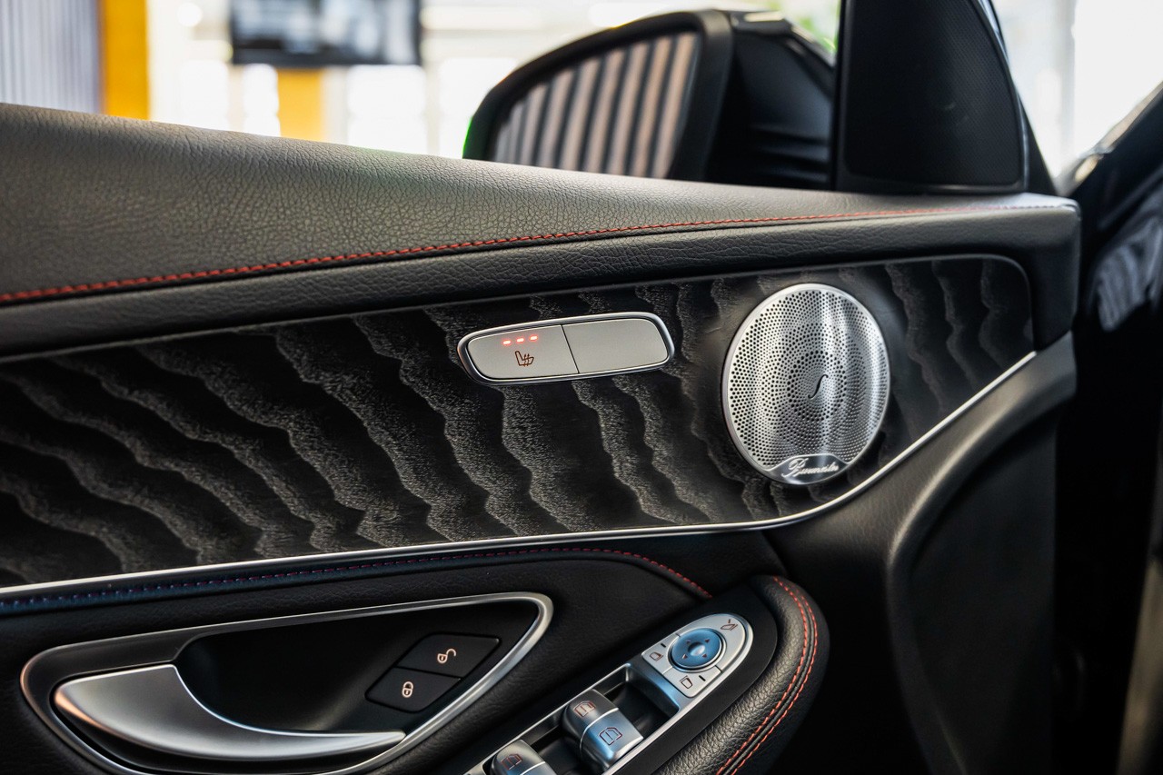 MERCEDES-BENZ GLC 43 AMG 4Matic 9G-Tronic-image-24