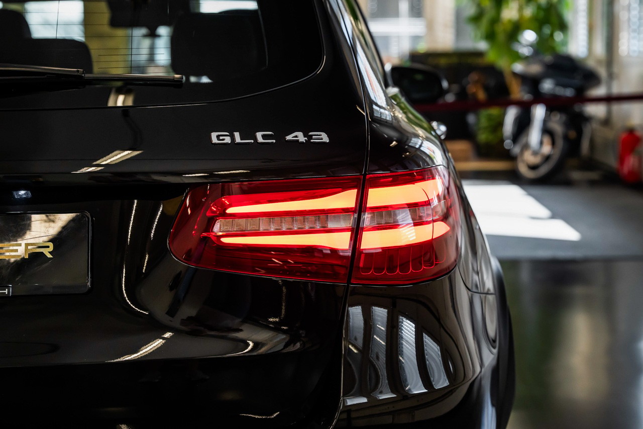 MERCEDES-BENZ GLC 43 AMG 4Matic 9G-Tronic-image-8