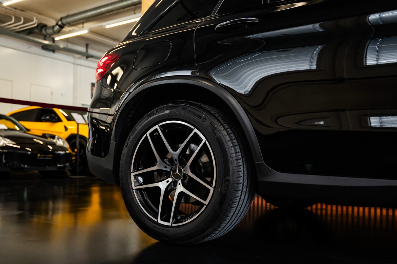 MERCEDES-BENZ GLC 43 AMG 4Matic 9G-Tronic-image-9