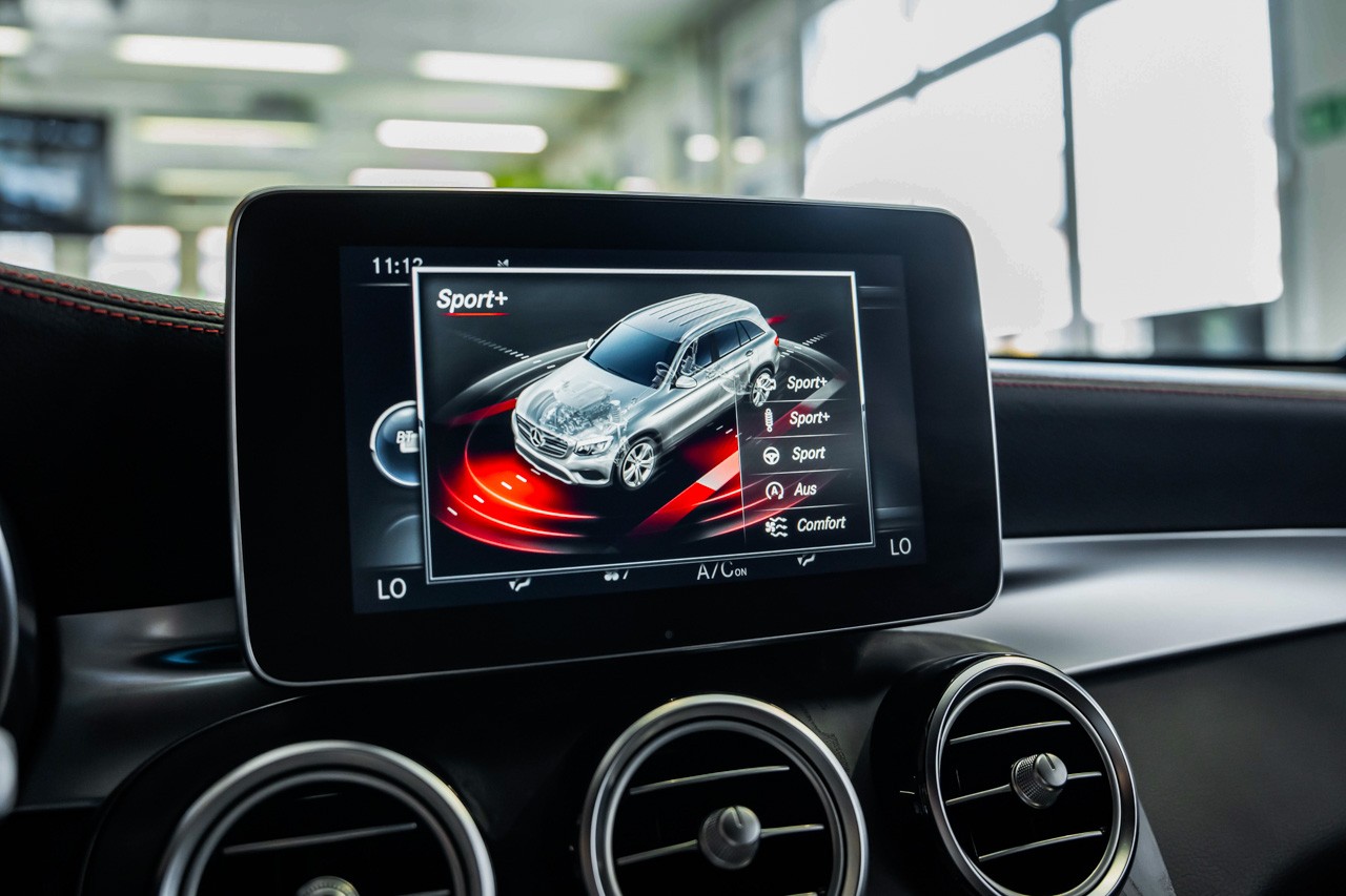 MERCEDES-BENZ GLC 43 AMG 4Matic 9G-Tronic-image-21