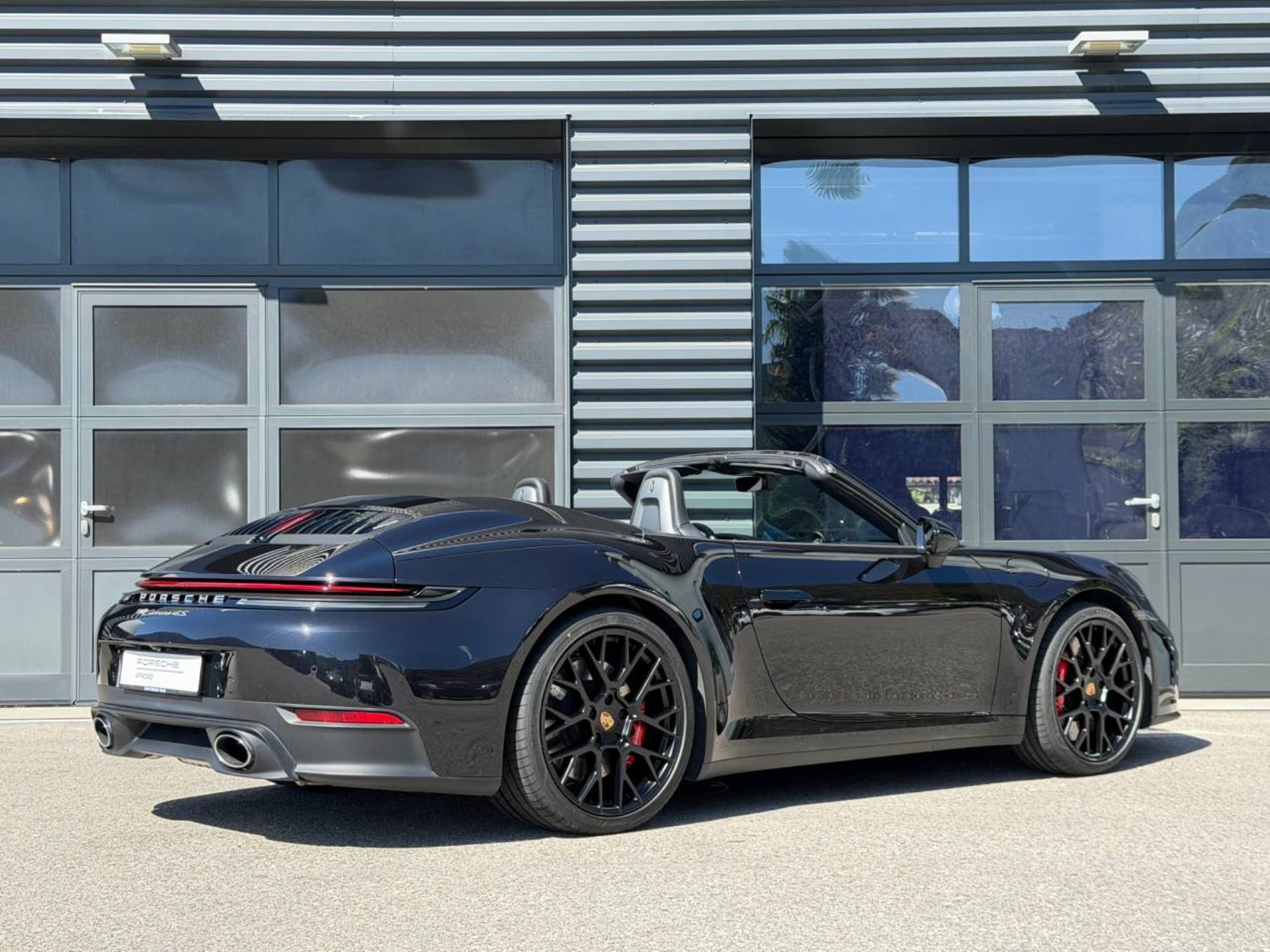 PORSCHE 911 Carrera 4S Cabriolet-image-6