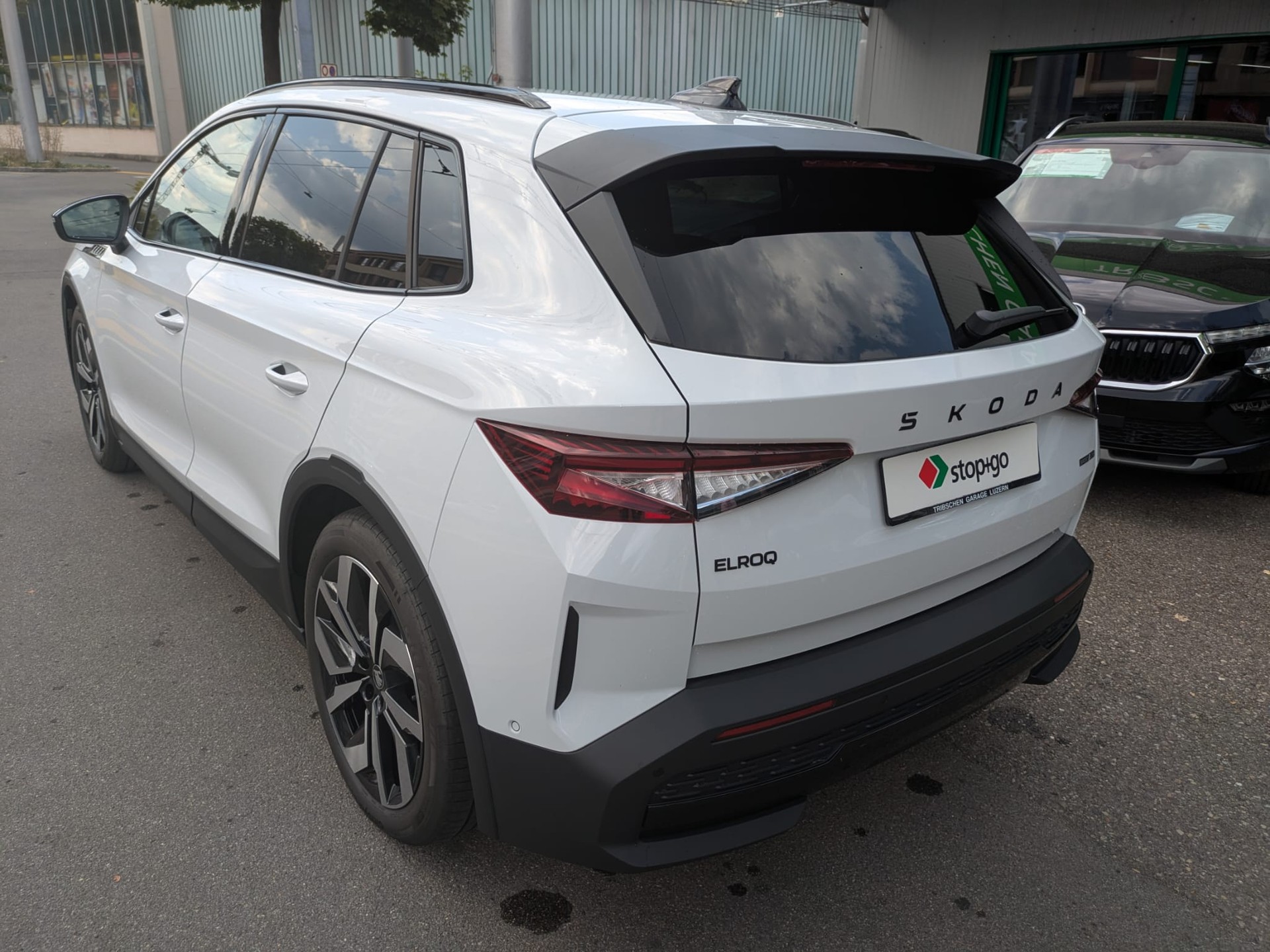 SKODA Elroq 85x Sportline 4x4-image-9