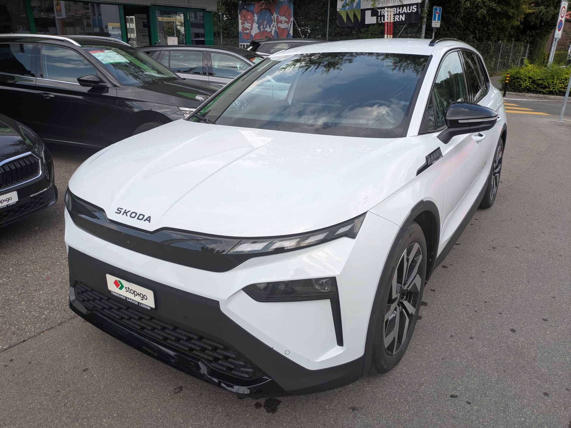 SKODA Elroq 85x Sportline 4x4-showroom-element-2