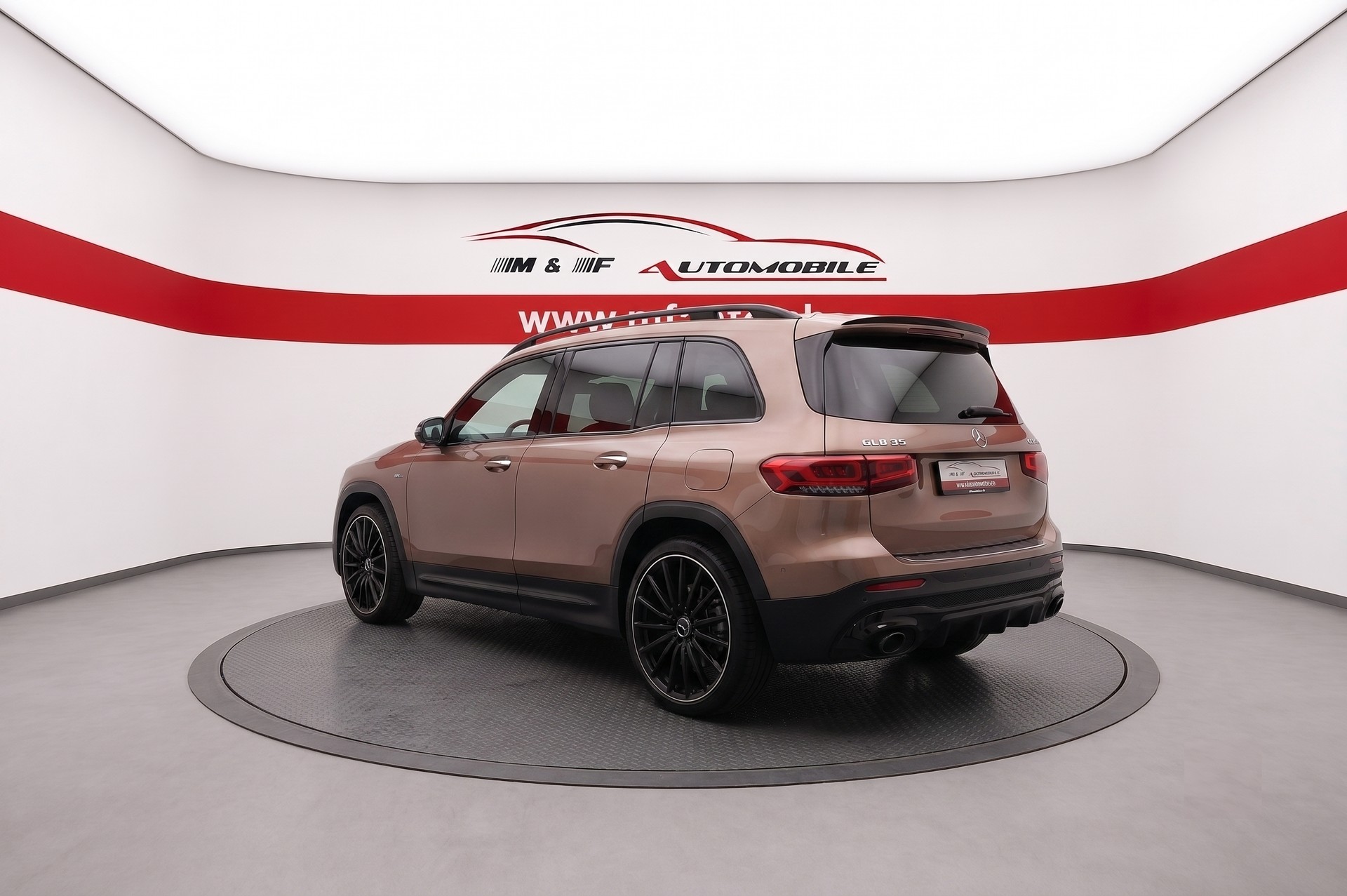 MERCEDES-BENZ GLB 35 AMG 4matic* 7 Sitze * CH FAHRZEUG *-image-3