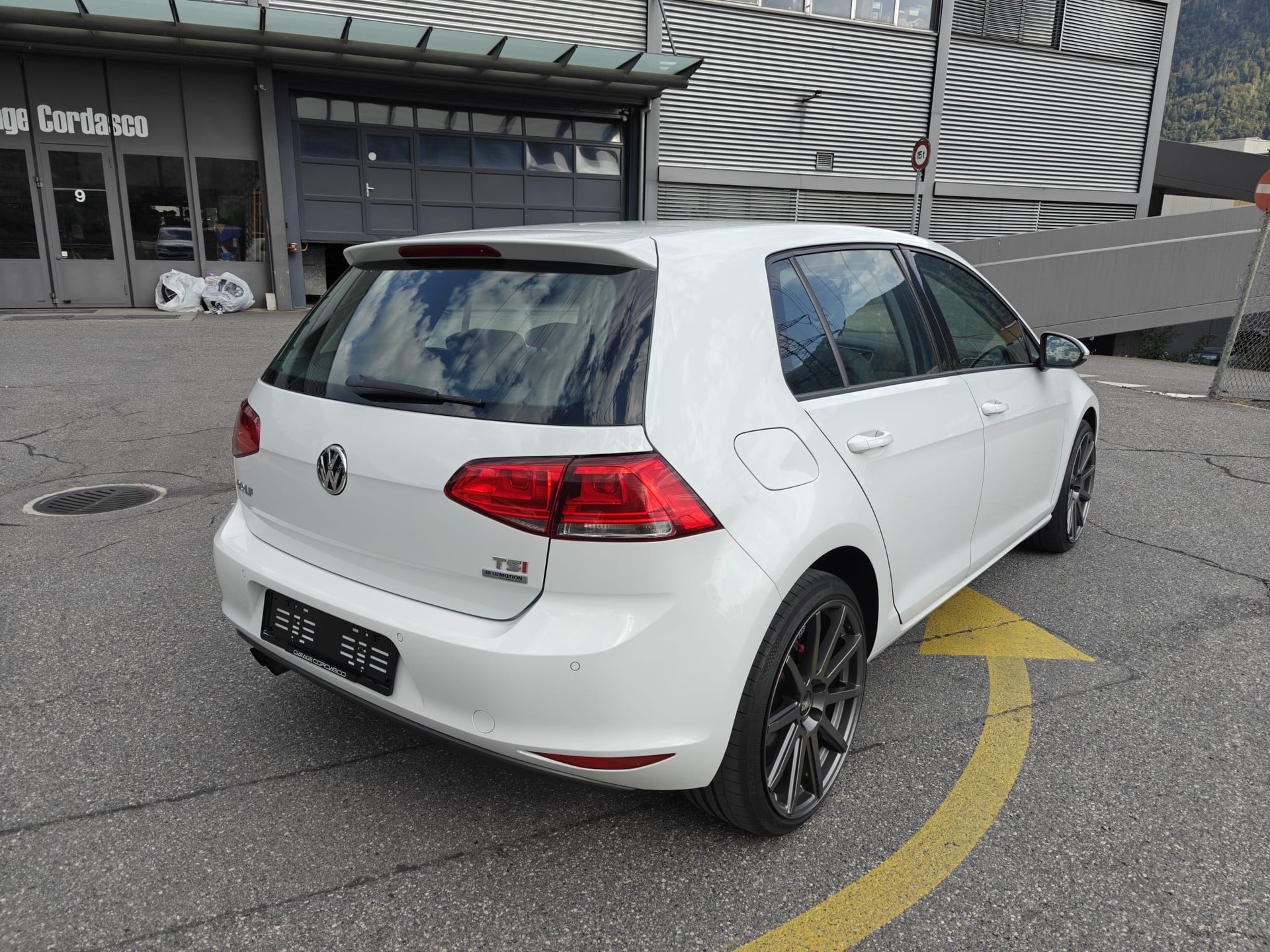 VW Golf 1.4 TSI Highline-image-3