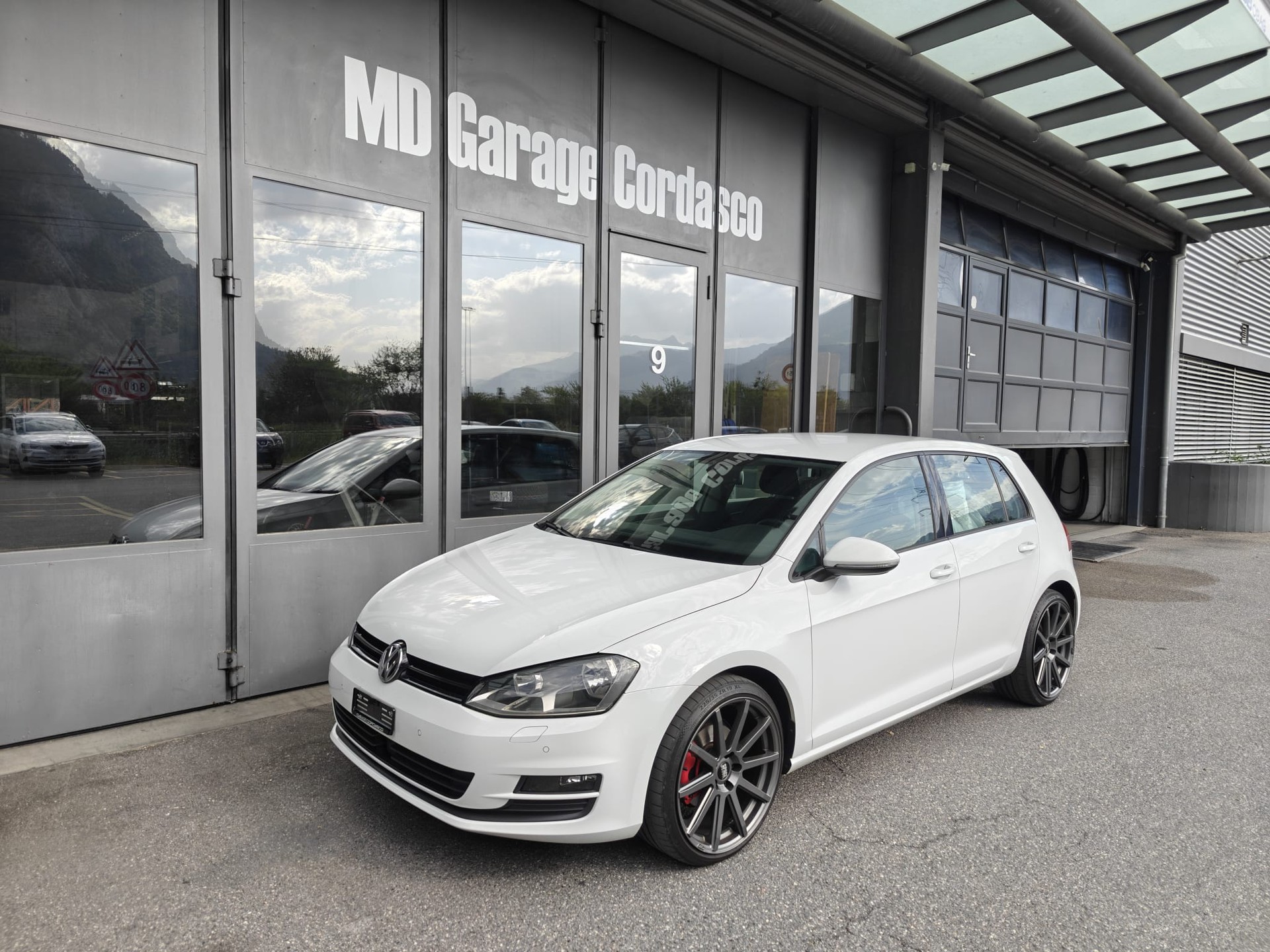 VW Golf 1.4 TSI Highline-image-0
