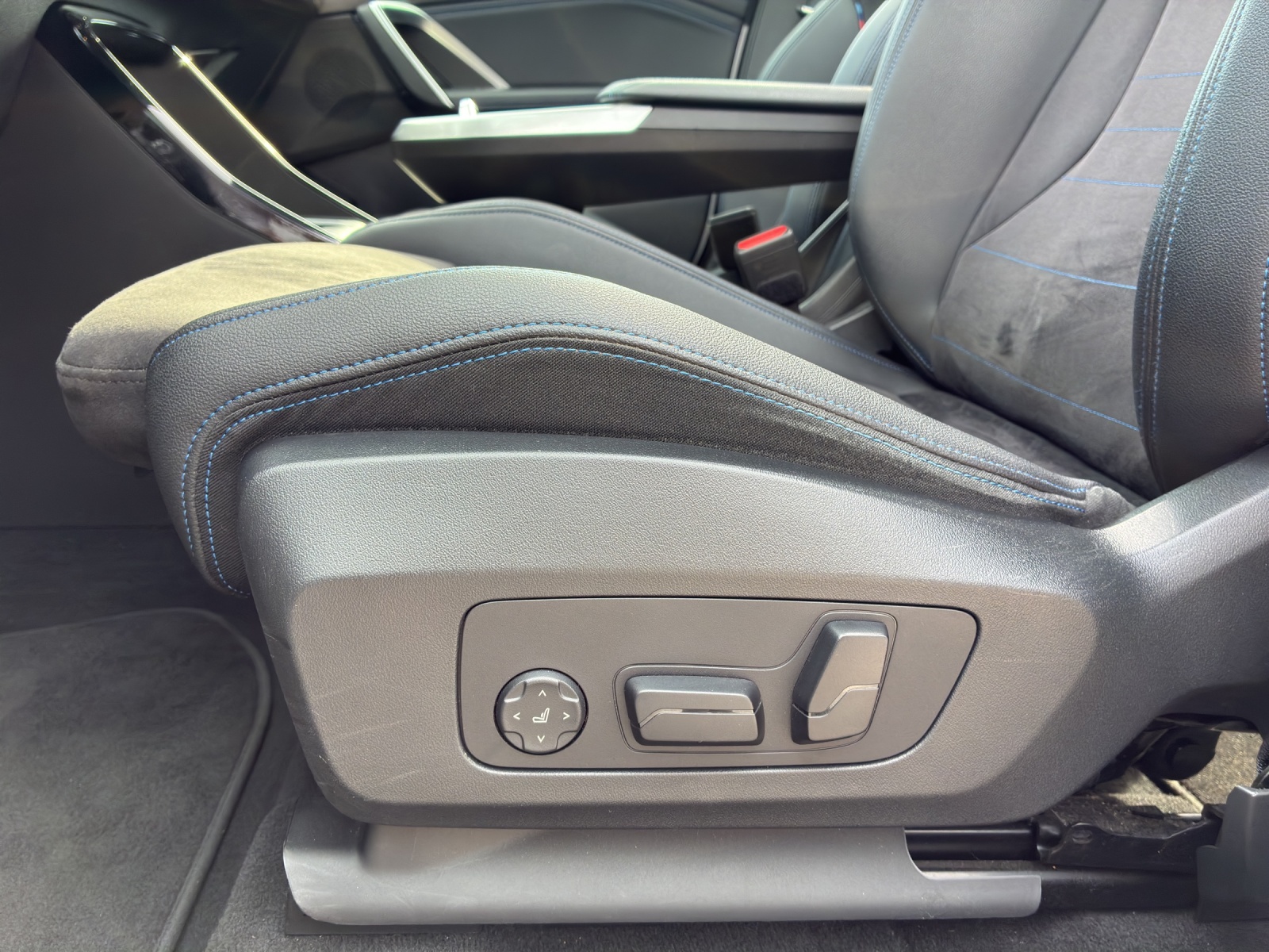 BMW X1 xDrive 30e M Sport-image-15
