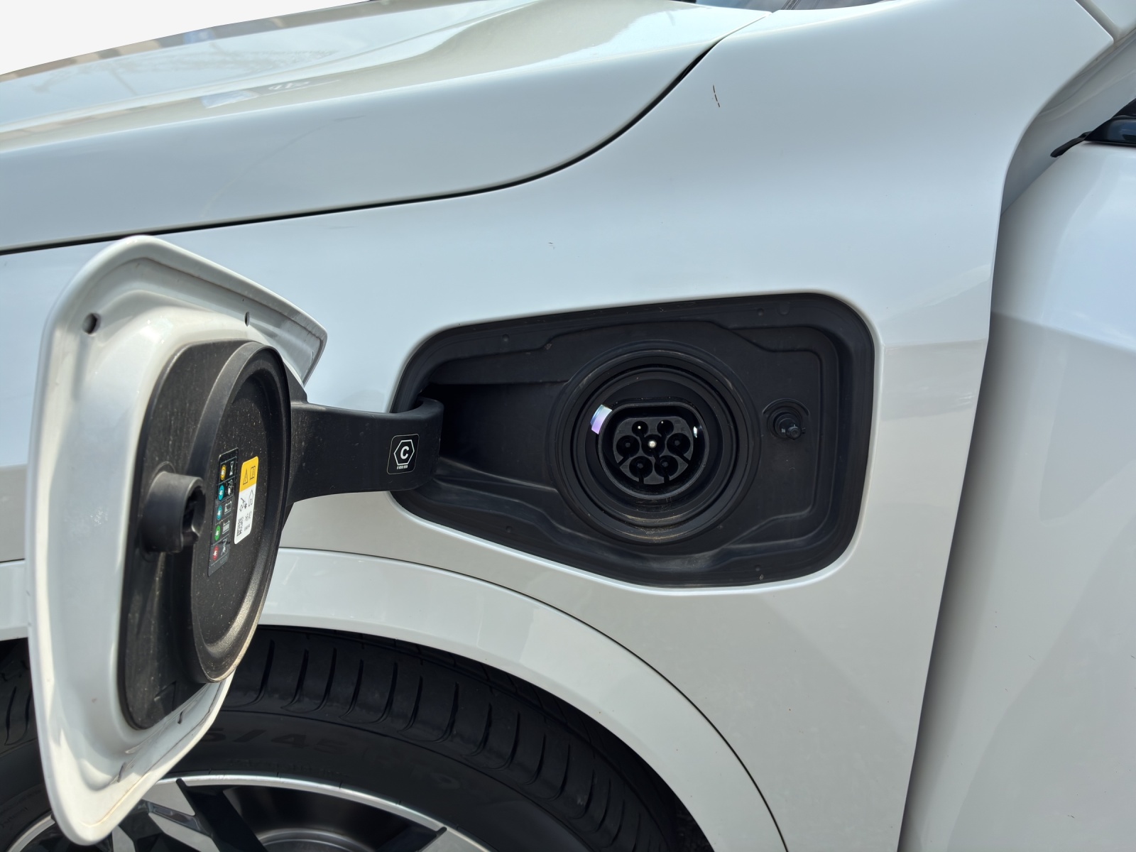 BMW X1 xDrive 30e M Sport-image-12