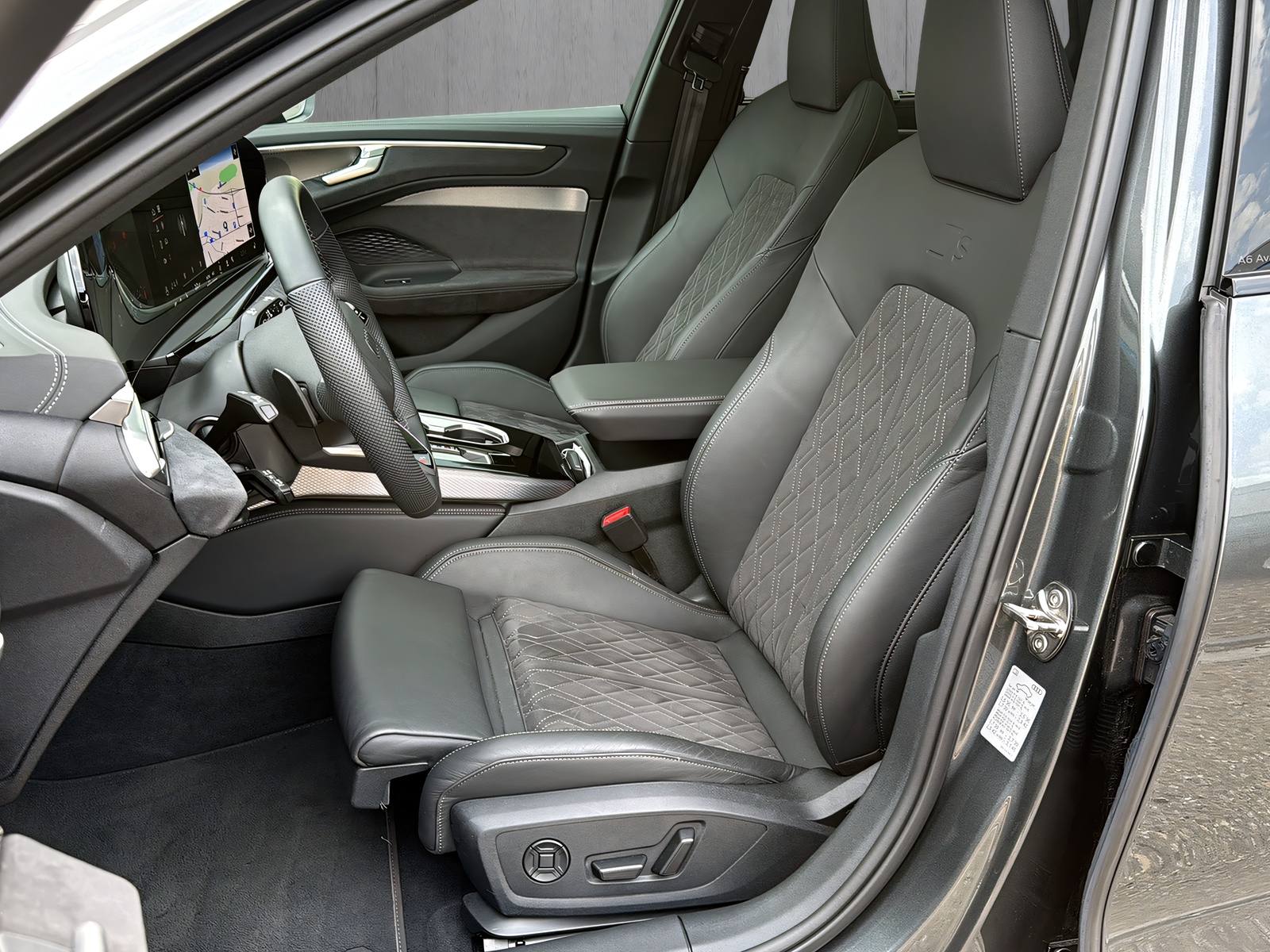 AUDI A6 Avant TFSI quattro 270 kW S tronic*5-Jahre Werksgarantie,Panorama Glasdach*-image-10