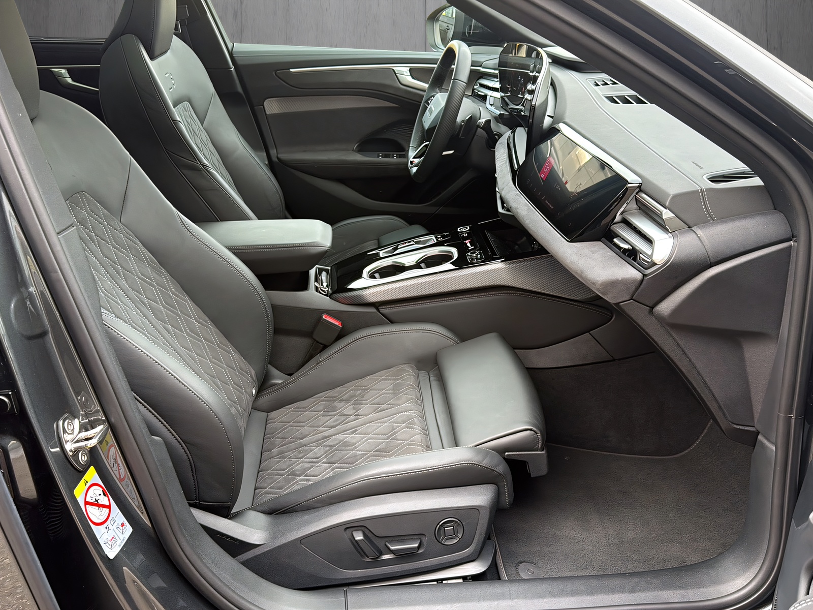 AUDI A6 Avant TFSI quattro 270 kW S tronic*5-Jahre Werksgarantie,Panorama Glasdach*-image-11