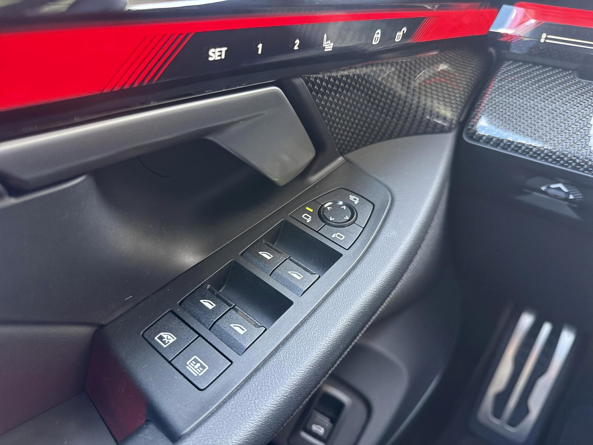 BMW i5 M60 xDrive M Sport Pro-image-21