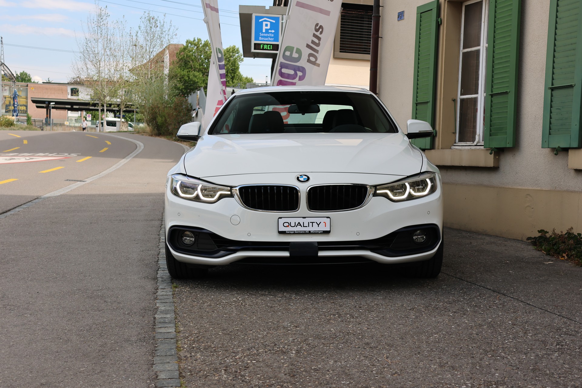 BMW 430i Cabriolet xDrive Sport Line Steptronic-image-1
