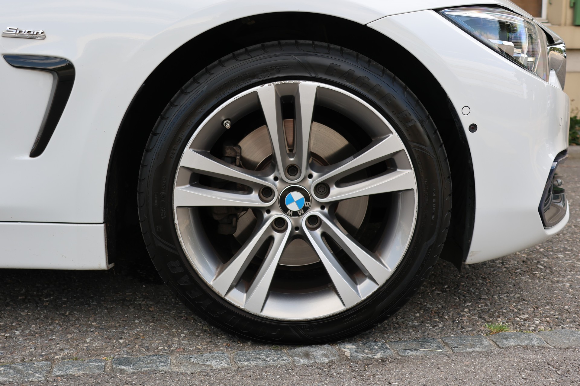 BMW 430i Cabriolet xDrive Sport Line Steptronic-image-4