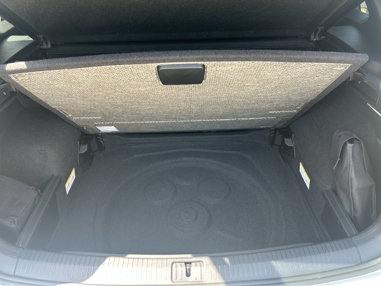 VW Tiguan 2.0TSI R-Line 4Motion DSG-image-18