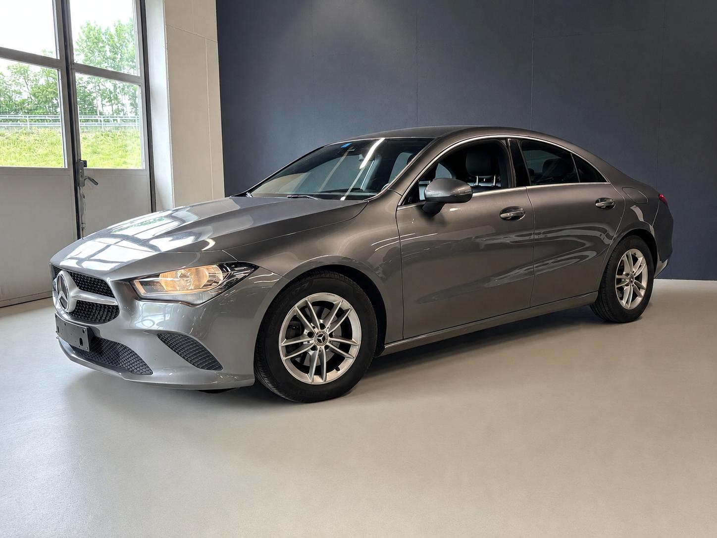 MERCEDES-BENZ CLA 180 d Progressive 7G-DCT-image-4