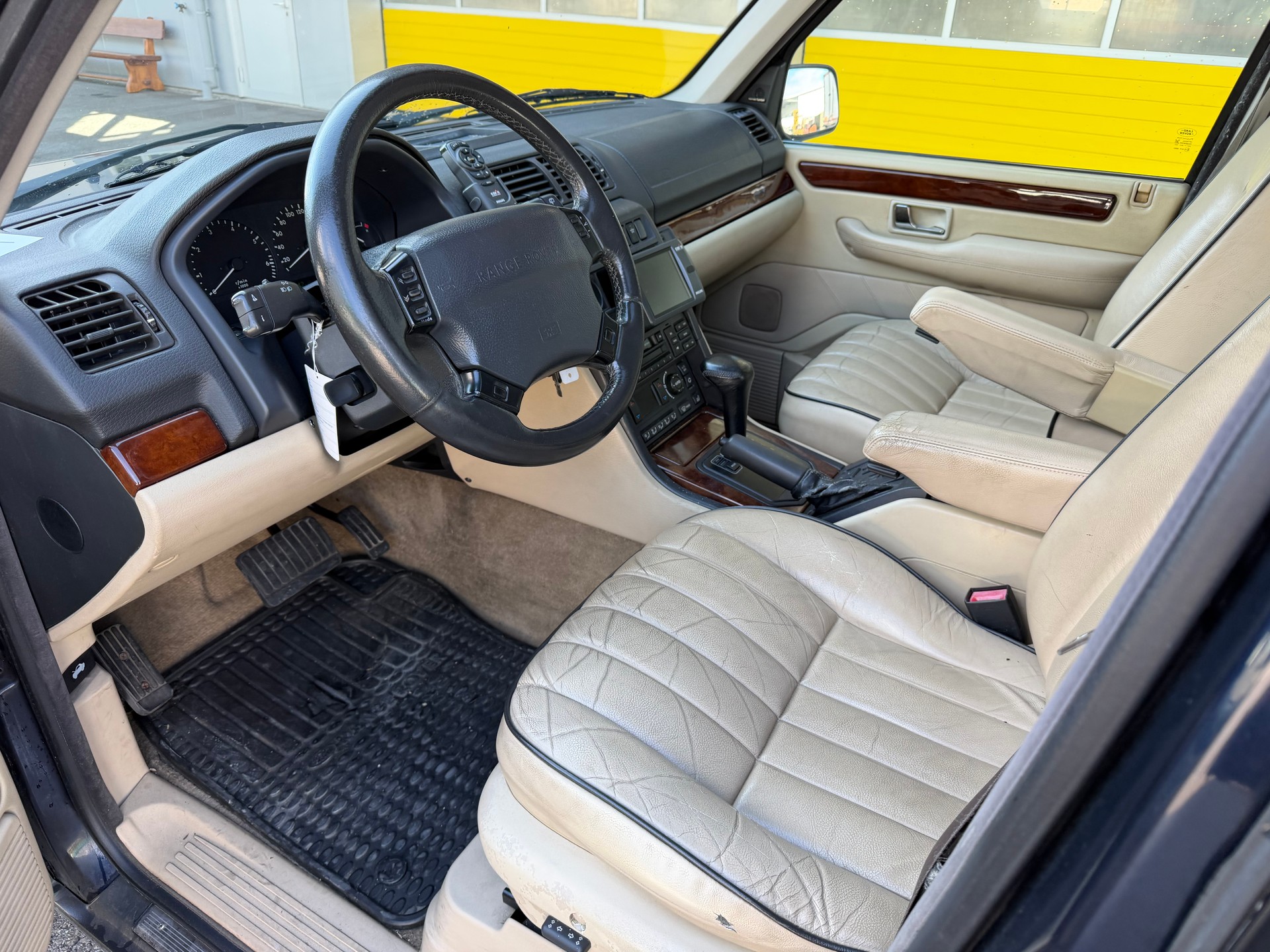 LAND ROVER Range Rover 4.6 HSE-image-11