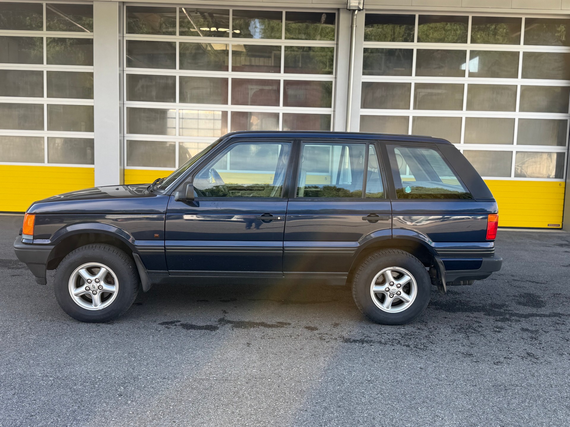 LAND ROVER Range Rover 4.6 HSE-image-9