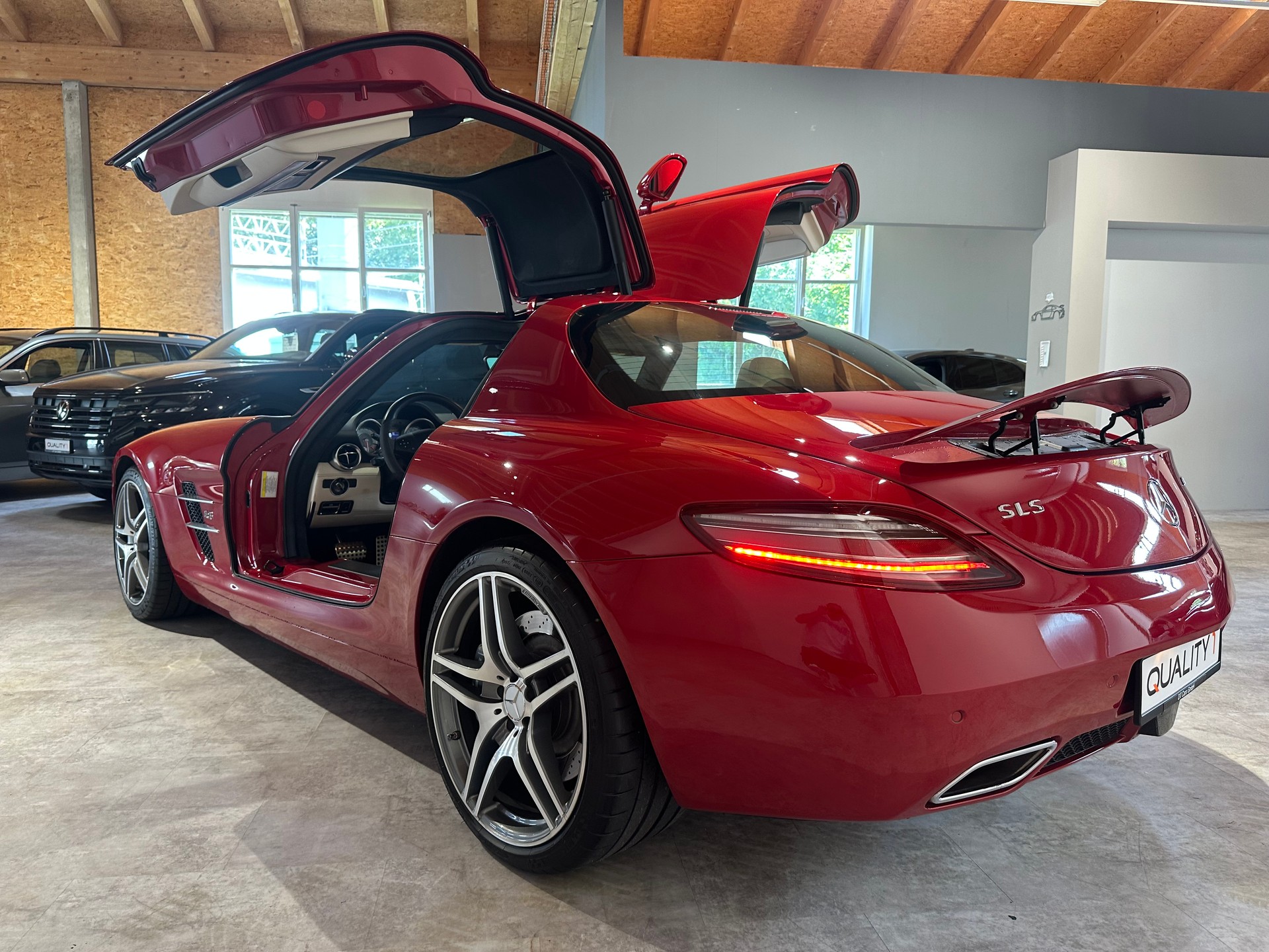 MERCEDES-BENZ SLS 63 AMG Speedshift / Originalzustand-image-6