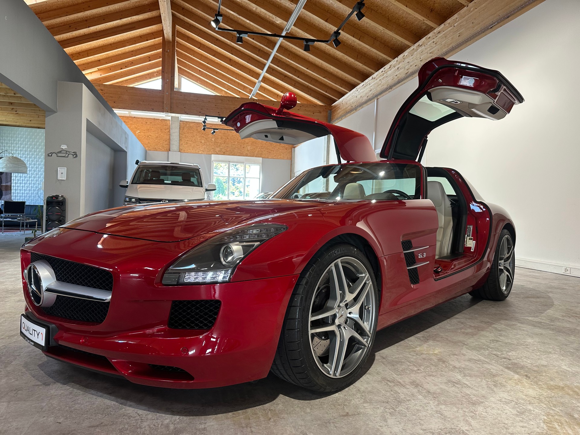 MERCEDES-BENZ SLS 63 AMG Speedshift / Originalzustand-showroom-element-3