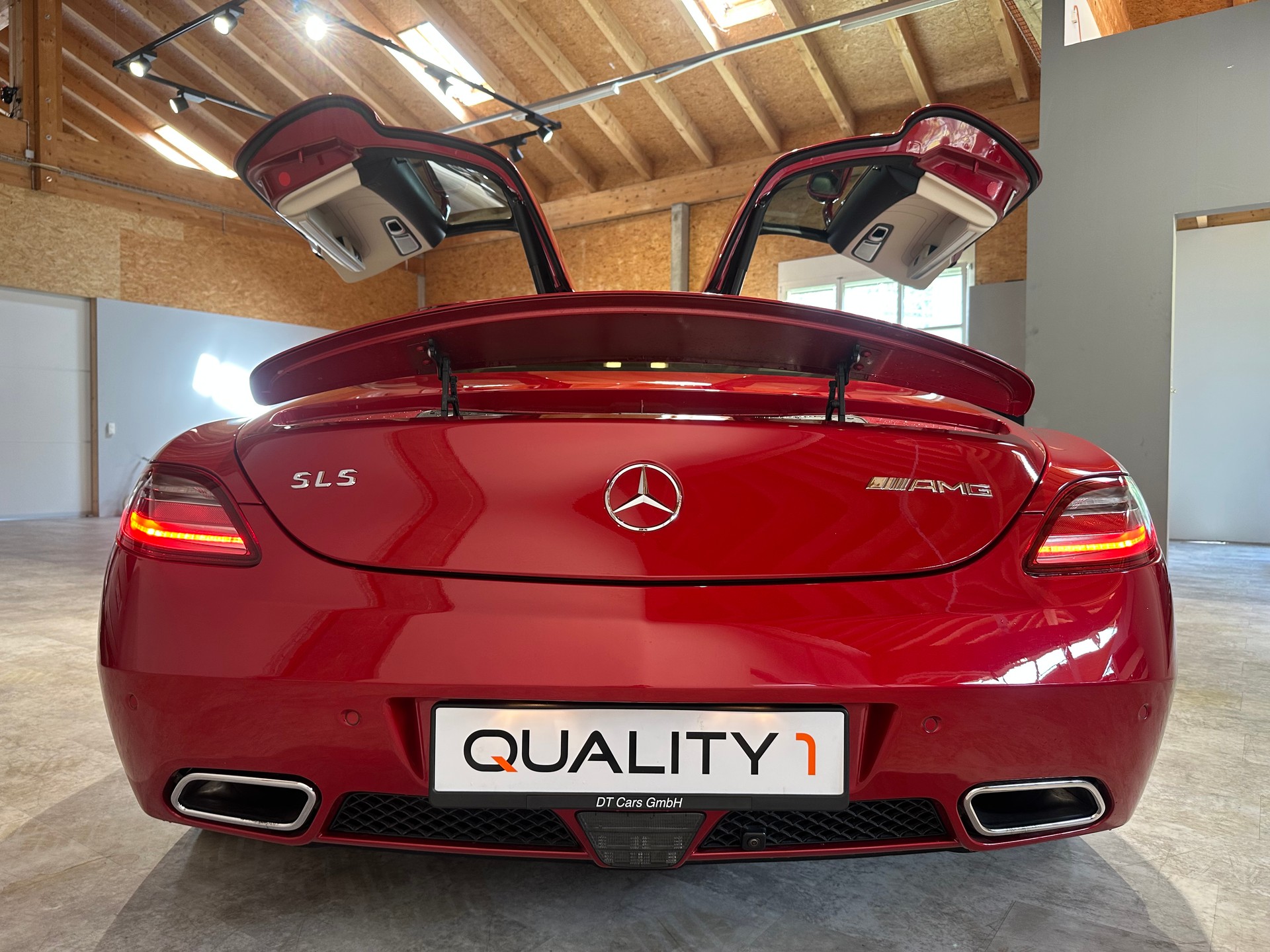 MERCEDES-BENZ SLS 63 AMG Speedshift / Originalzustand-image-8