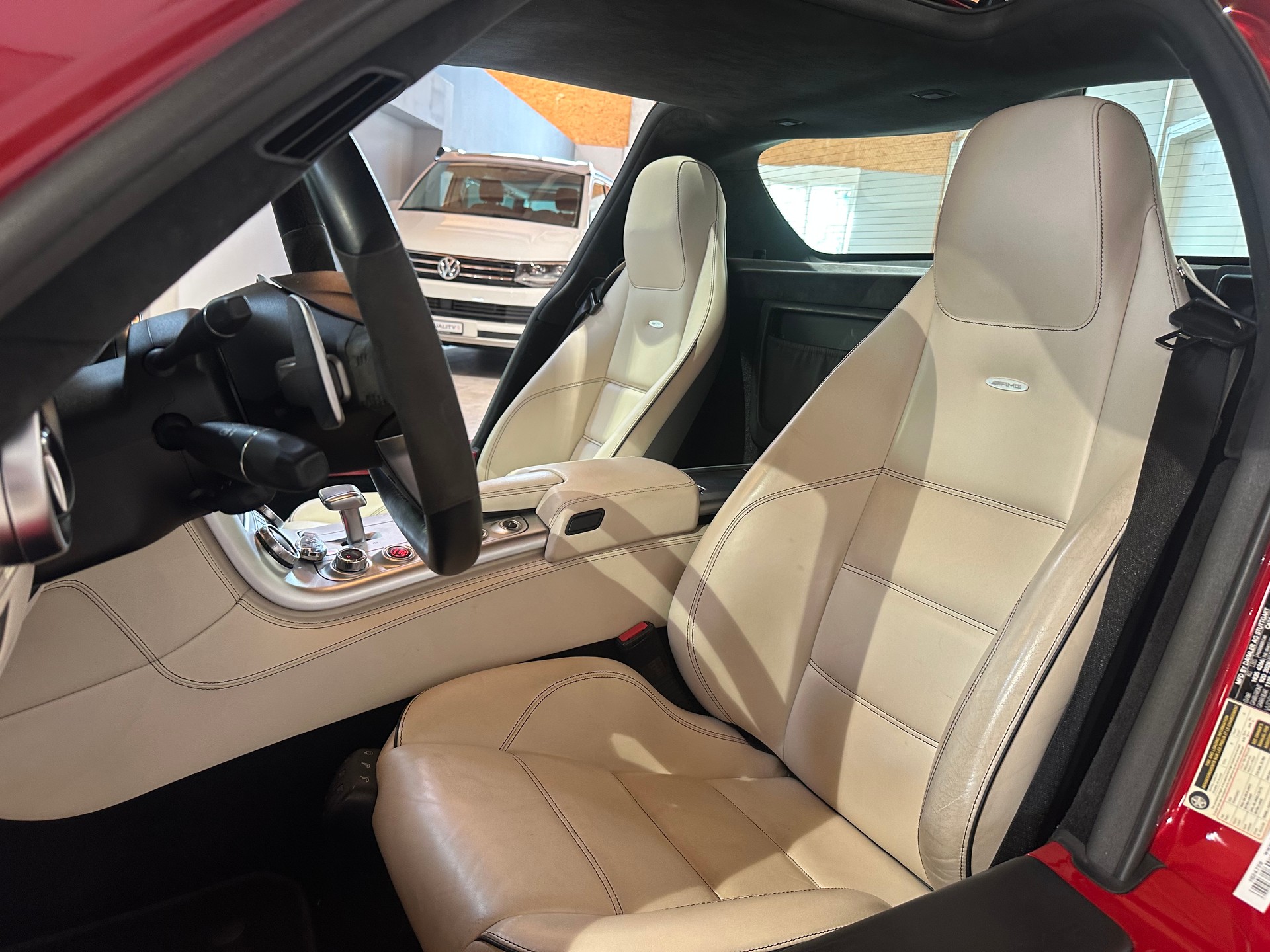 MERCEDES-BENZ SLS 63 AMG Speedshift / Originalzustand-image-17
