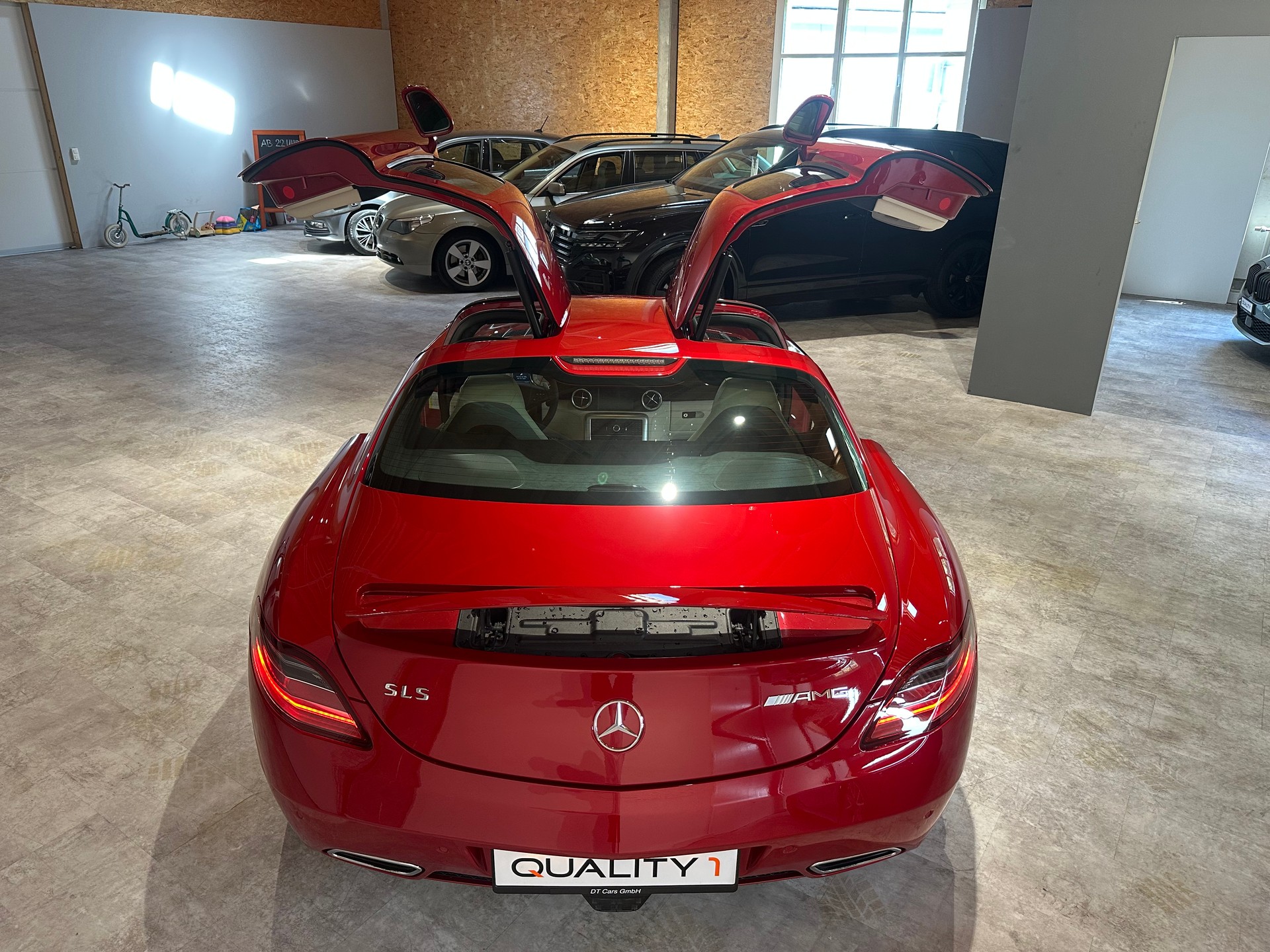 MERCEDES-BENZ SLS 63 AMG Speedshift / Originalzustand-image-7