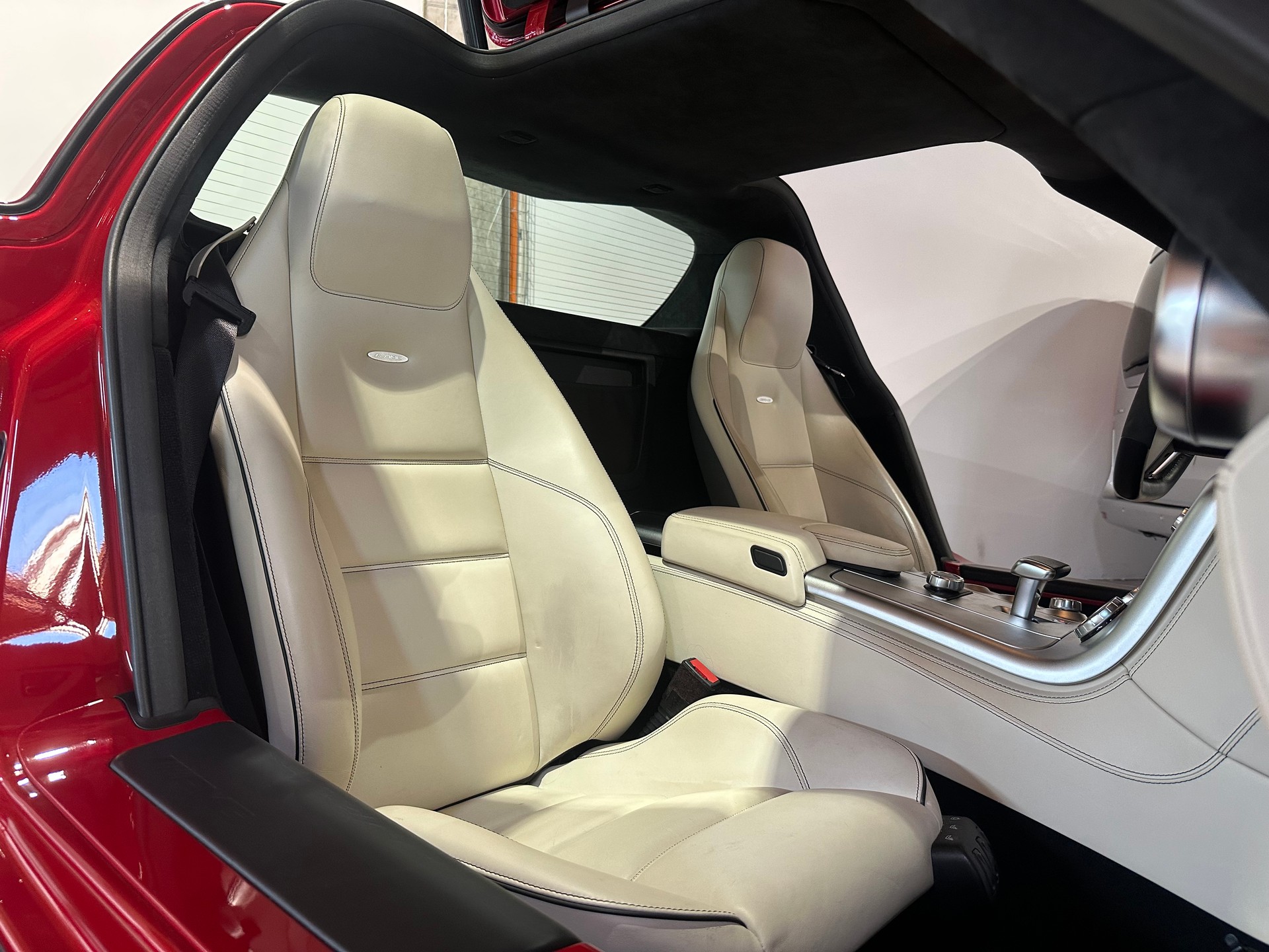 MERCEDES-BENZ SLS 63 AMG Speedshift / Originalzustand-image-24