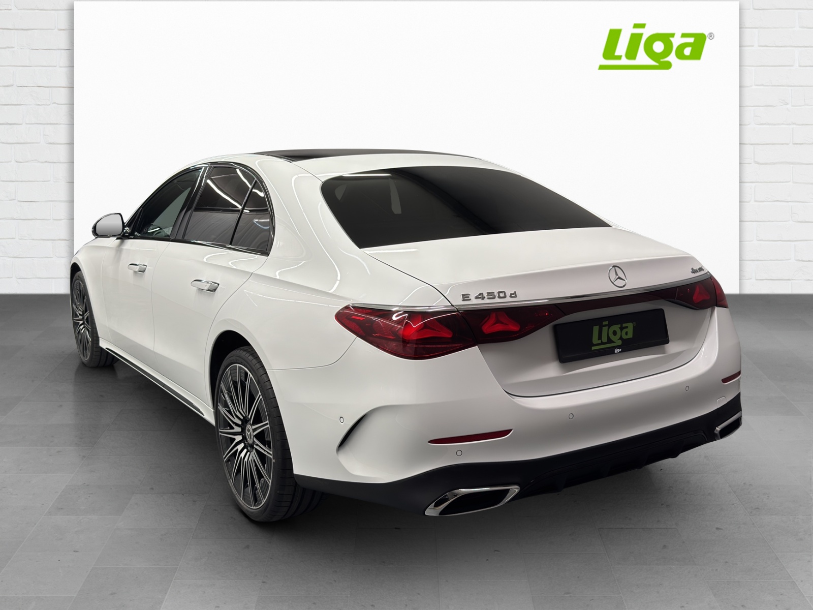 MERCEDES-BENZ E 450 d AMG Line 4Matic-image-3