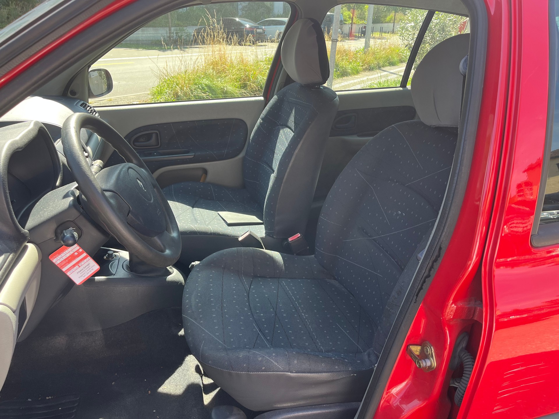 RENAULT Clio 1.2 Authentique Pack-image-9