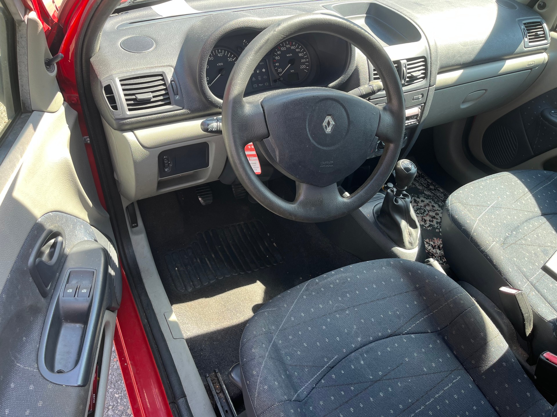 RENAULT Clio 1.2 Authentique Pack-image-8