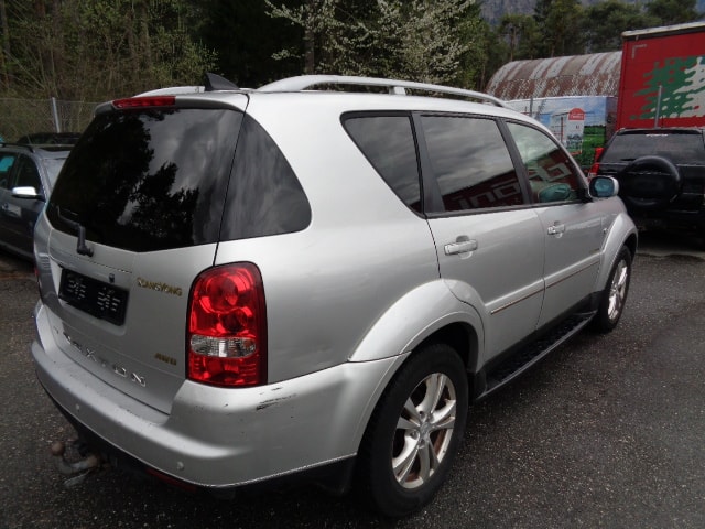 KGM-SsangYong Rexton RX 270 XVT Quartz Automatic-image-2