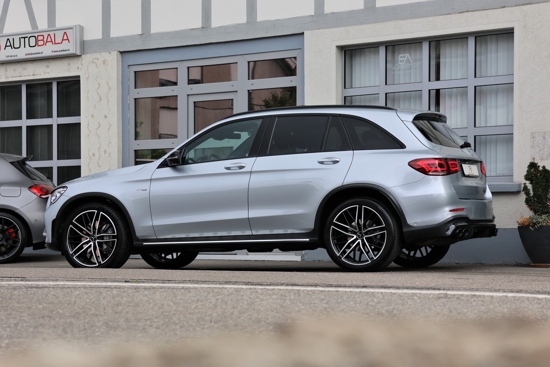 MERCEDES-BENZ GLC 43 AMG 4Matic 9G-Tronic (CH) + 2.46T AHK-image-3