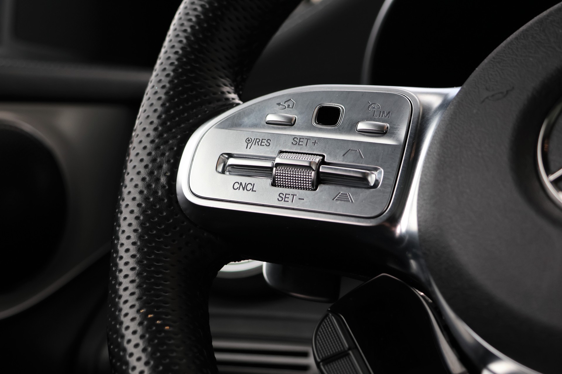 MERCEDES-BENZ GLC 43 AMG 4Matic 9G-Tronic (CH) + 2.46T AHK-image-20