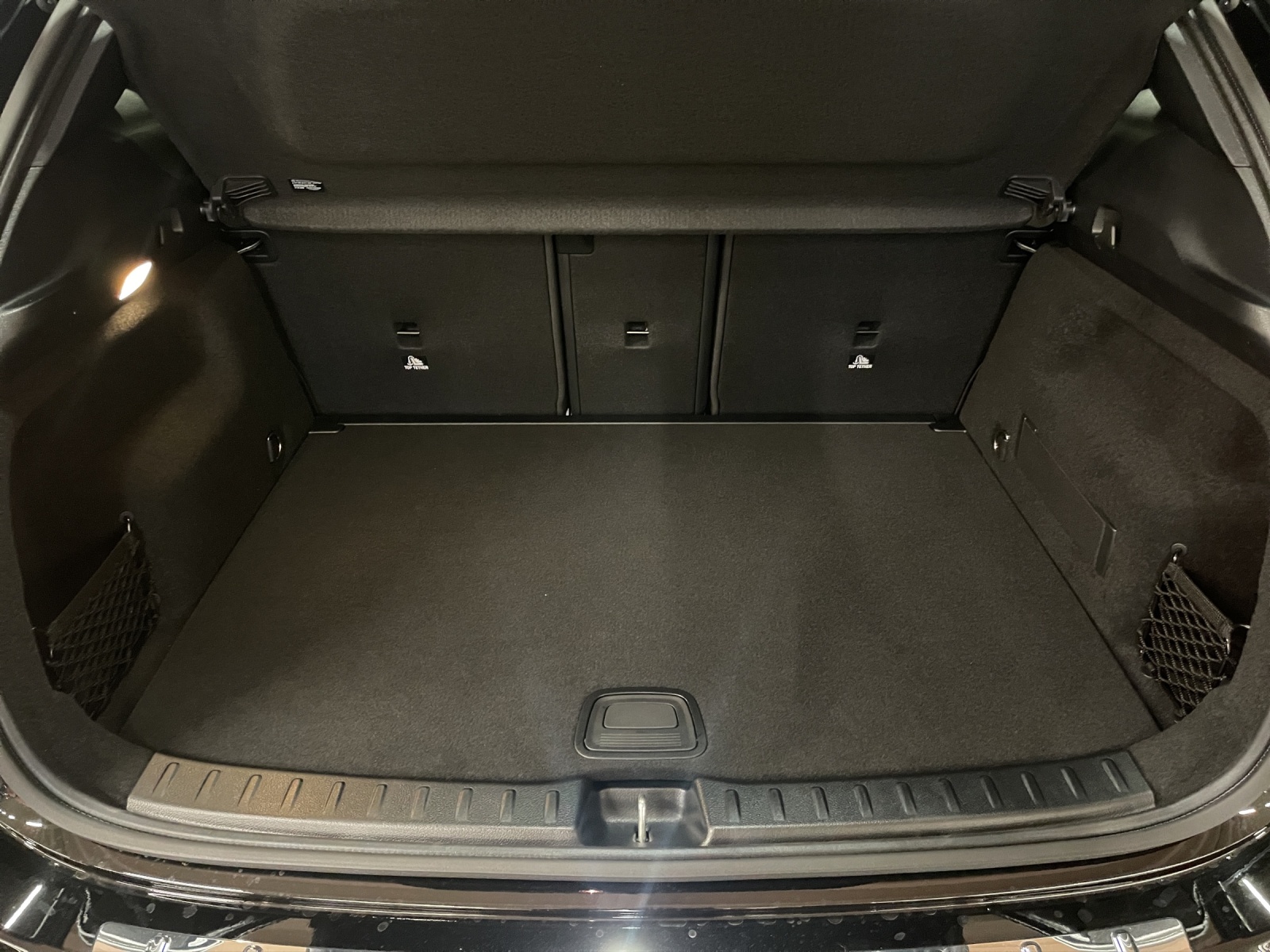 MERCEDES-BENZ GLA 250 4Matic 8G-DCT Swiss Star-image-5