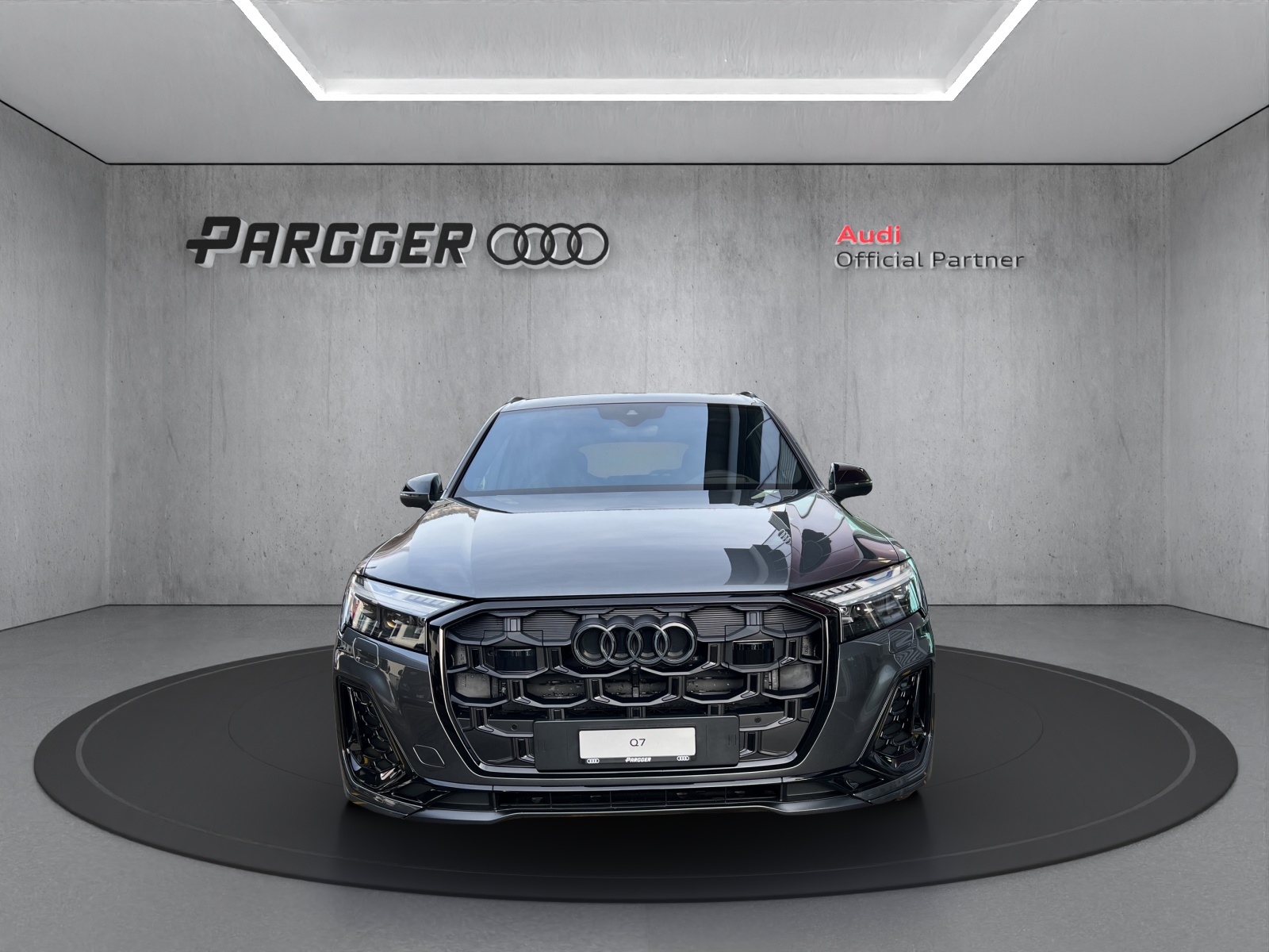AUDI Competition-showroom-element-1