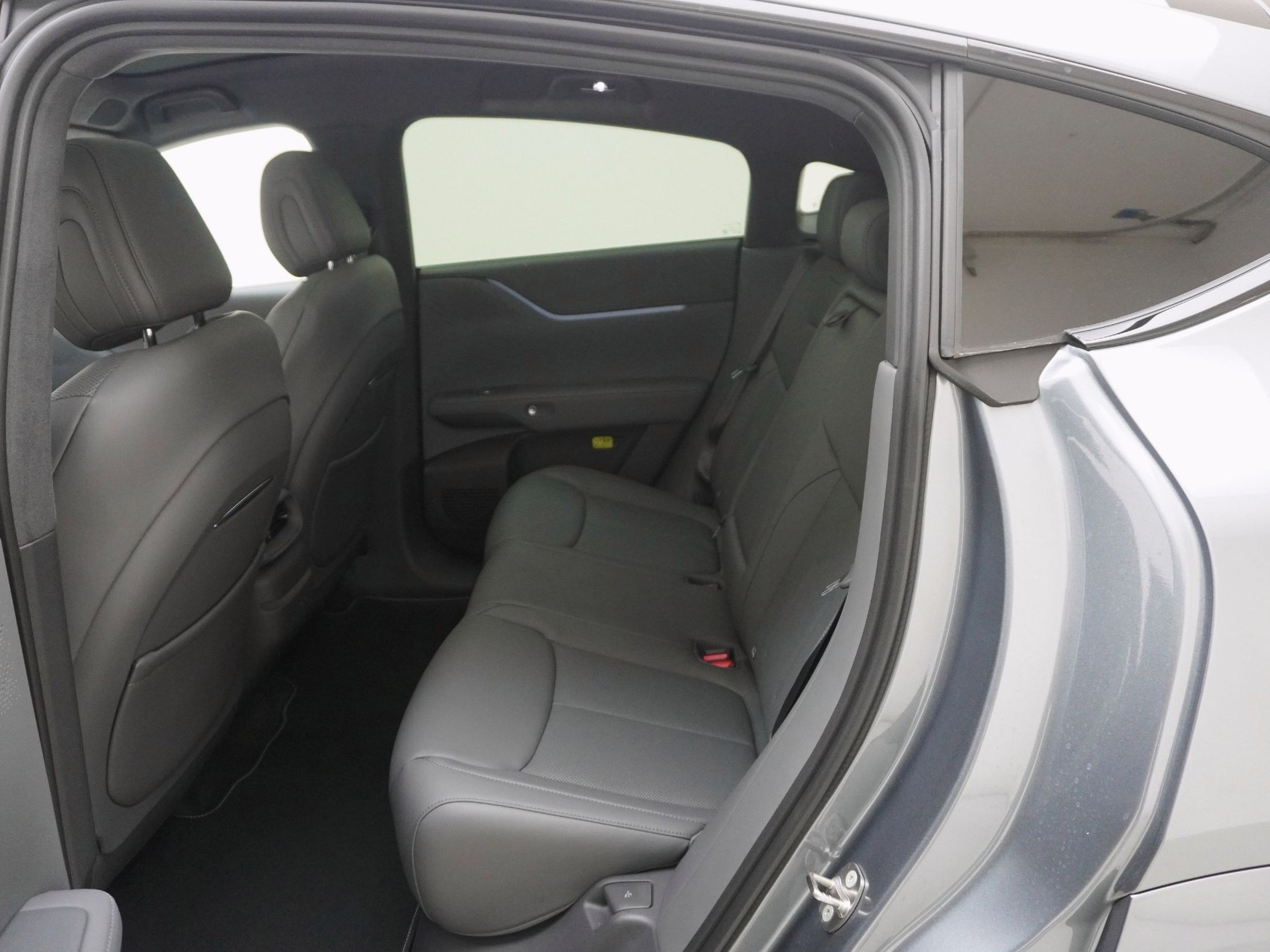 XPENG G6 Performance AWD-image-14