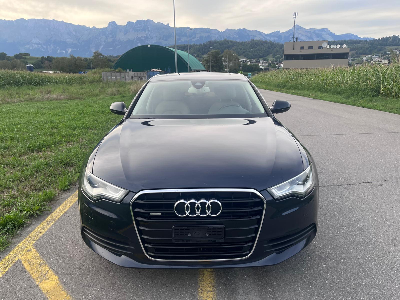 AUDI 3.0 V6 TFSI quattro S-Tr.-image-1